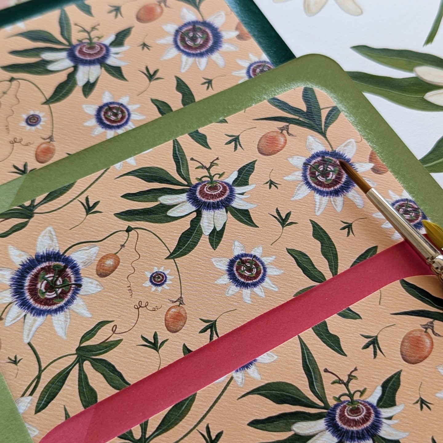 The Passiflora envelope liner is a vibrant celebration of nature's artistry. Exquisitely detailed, hand-painted passion flowers, bursting with intricate detail, intertwined with leaves and fruit in a harmonious pattern. Available in both a warm peach and a cool blue background, these liners offer a versatile pop of colour for any occasion. Their tropical elegance makes them an ideal choice for adding a touch of exotic beauty to wedding invitations or any celebratory correspondence.
#passionflower
#passiflora
#envelopeliners
#envelopeliner
#weddinginvitations
#weddingstationery
#weddingstationerydesign
#bespokeenvelopes
#customenvelopeliner
#customenvelopes
#customenvelopeliners
#passionfruit