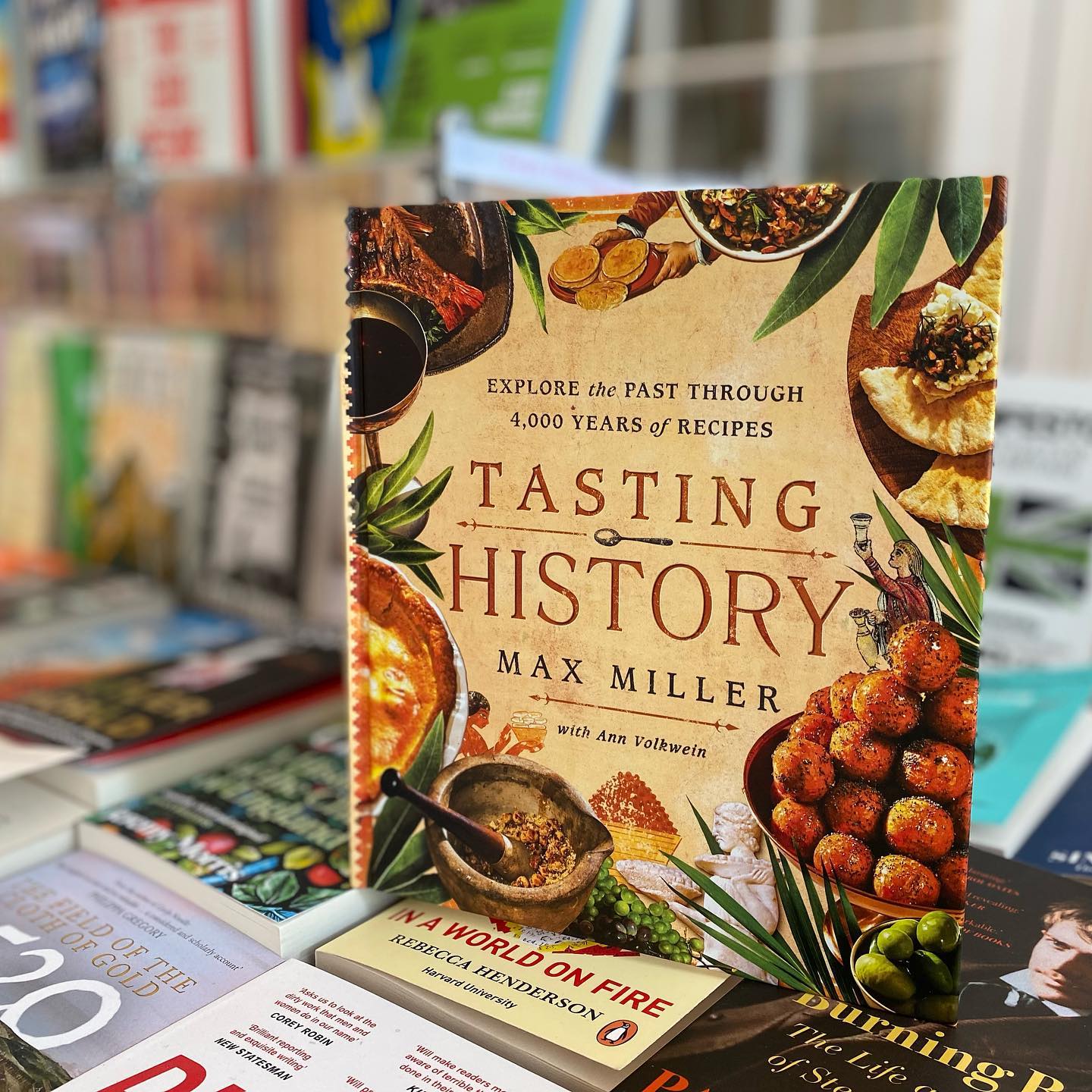 So excited that I finally got my hands on a copy of @tastinghistorywithmaxmiller from the @malvernbookcoop I love food, history and supporting local shops!
.
.
.
.
.
.
#history #food #recipes #book #bookshop #tastinghistory #reading #tasty