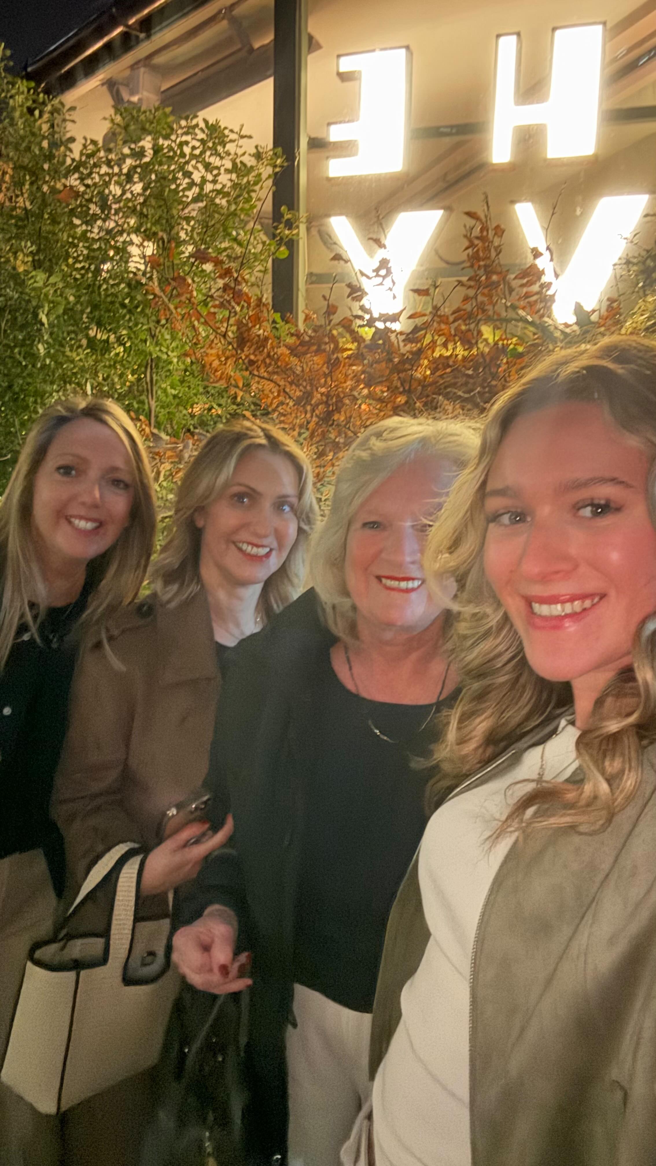 A quick look at our two days at London Bridal Week and we’ve bought some stunning new dresses for our brides-to-be which will be arriving in the next few months, and we’re sooo excited for you to see them! 💍👏🏻🩷
#thebridalloungenewcastleunderlyme #essenseofaustralia #sinceritybridal #newcollection #weddingdress