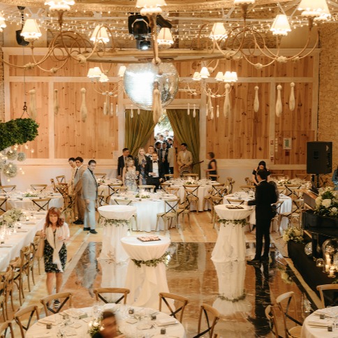 ✨ Un lieu où chaque mariage devient un souvenir hors du temps, au cœur de la Provence.
#LaBastideDuRegent #MariageEnProvence #DomaineDeMariage #MariageDeRêve #ProvenceWedding #WeddingInFrance