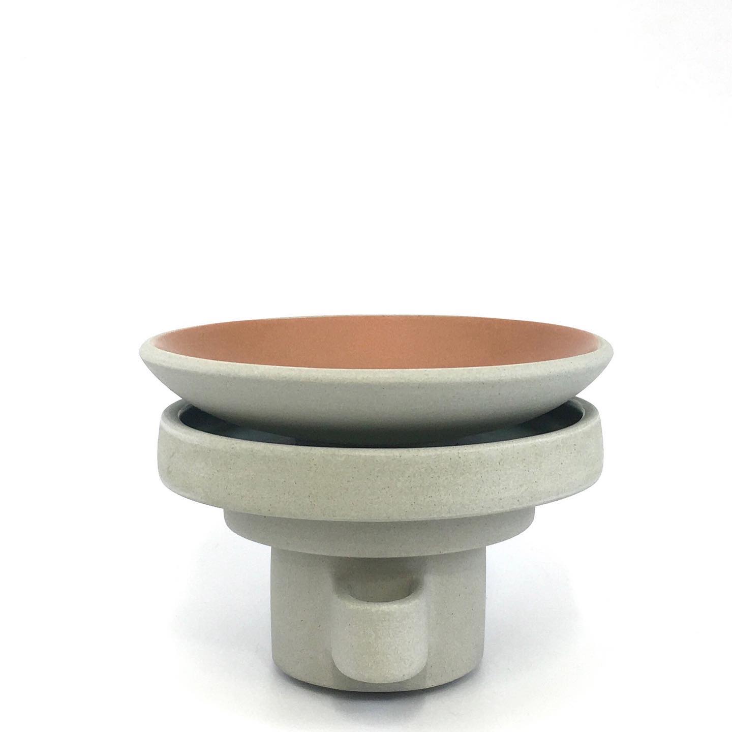 This 4-piece 10 cm ht Espresso Cup Tower has it all, as it includes an espresso cup, a saucer/lid/plate, a petite plate that can accomodate an egg on toast, that homemade breakfast muffin or afternoon snack as well as a bowl that will happily hold a healthy serving of yogurt with fruit, some warming porridge oats or huge portion of M&M’s. 😂 Swipe to see this tower deconstructed.
For more info on this piece and others like it check out my #newonlineshop #wheelthrown #pottery #architecture #watertower #contemporaryceramics #modernism #brutalistarchitecture #towers #foodie #foodstyling #tableware #snacks #contemporaryart #designermakeruk
#handmade #kitchenstyling #brutalceramics #handmadeinwales #ipreview via @preview.app