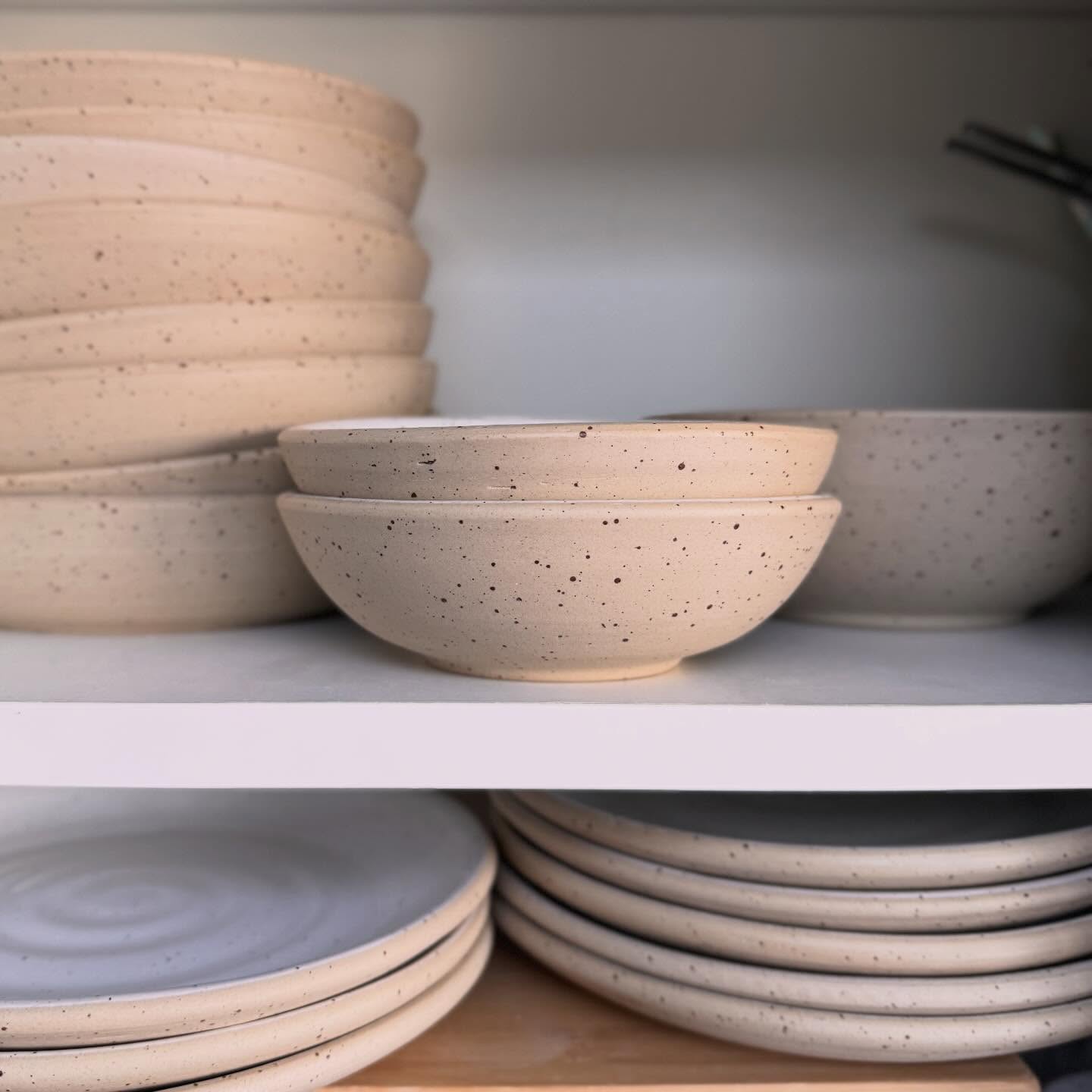 Don't miss our open studio sale this Sunday and upgrade your dinnerware with Sofia Ceramics! You can enjoy up to 50% off, but don't wait, stock is limited.
Sunday 5th of April 10 to 2 at SW9 0FN.
See you later, I've got to get setting up…