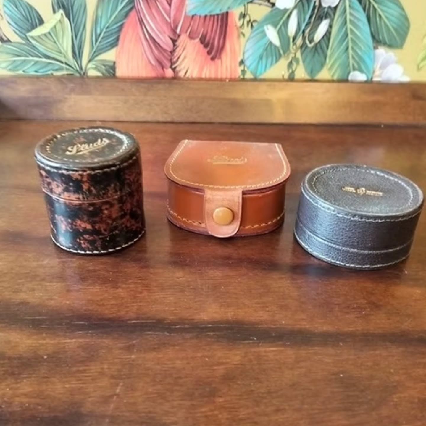 Vintage “Paids” Faux Tortoiseshell Studs Pot Gentleman’s Collar Stud / Cufflink | https://share.google/TDqztnOxyneofLYkR #stufftoyouandme