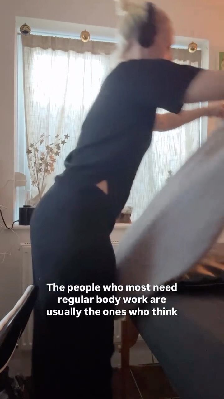 The people who most need regular bodywork are usually the ones who think they don’t.
High-functioning. Coping well. Rarely ill. But always carrying something — in the shoulders, the jaw, the base of the skull. So familiar it barely registers.
The nervous system doesn’t distinguish between a genuine threat and a relentless workload. It responds to both the same way. And over time, that response becomes the default.
Clinical massage isn’t about switching off for an hour. It’s about giving your system a genuinely different option. One that you cannot create for yourself, however well you manage.
If any of this sounds familiar — it’s worth booking an assessment.
→ www.nuclearwellbeing.com
#clinicalmassage #nervoussystem #chronicstress #stressmanagement #therapeuticmassage