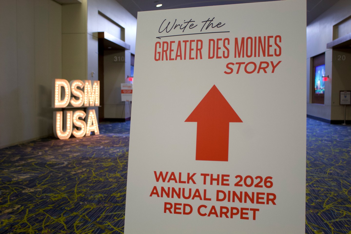 We were honored to help light up one of Greater Des Moines’ most impactful nights ✨
A huge thank you to the @DSMPartnership for including Iowa Glow Co. in its 2026 Annual Dinner. It’s always special to be part of an evening that celebrates our region’s growth, brings the business community together, and supports local vendors in such a meaningful way.
We’re proud to play a small role in making a big night shine.