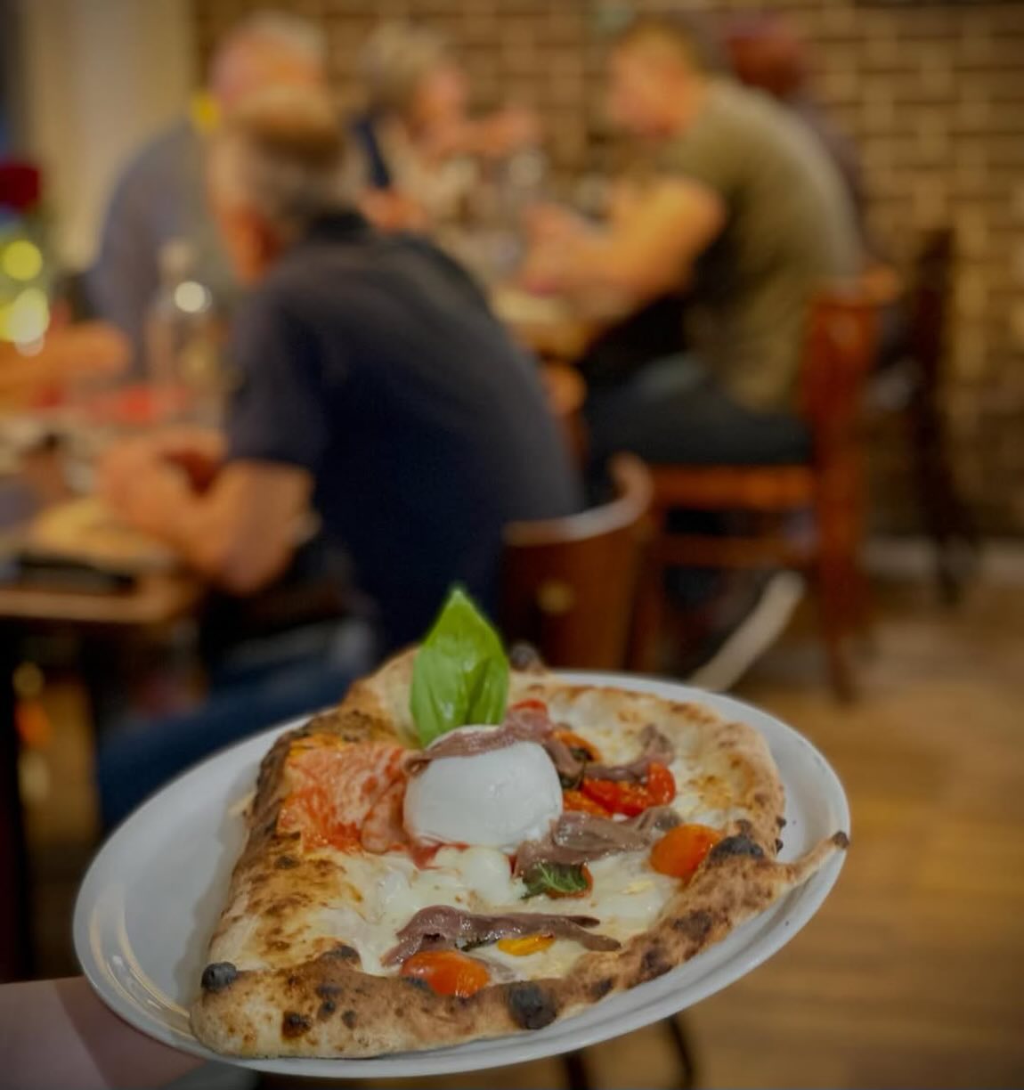 La Vera Pizza Napoletana
#arona #aronapizza #aronapizzeria #gourmetpizza #pizzagourmet