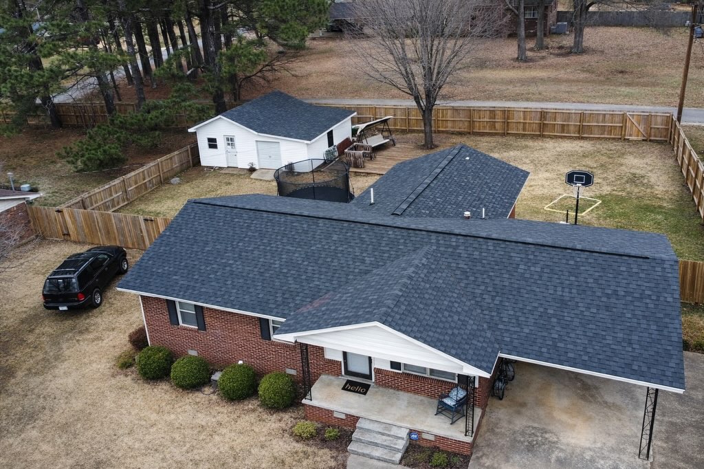 Your home deserves this kind of upgrade 👀 Message us for a free estimate!
•
☎️ 662.832.1737
☎️ 601.749.1564
📧 info@cashconstruction.co
💻 cashconstruction.co
•
#cashconstruction #MississippiRoofing #RoofingExperts #RoofReplacement #LocalContractor