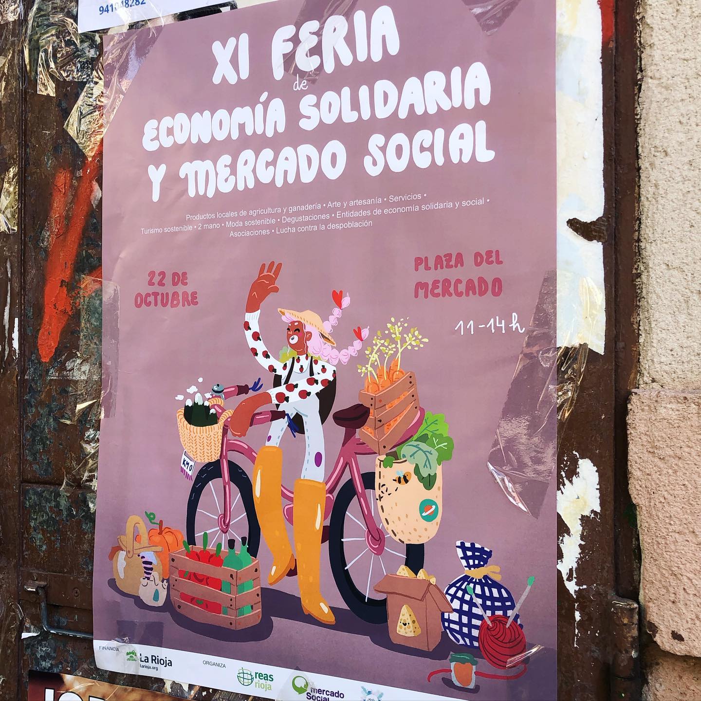 Mañana 3 horitas en la Plaza del Mercado!! Con las compis de @el_colletero y @reasrioja . Os esperamos en la XI Feria de economía solidaria y mercado social. 🍓🏔🚲🥕🎨🍯
.
.
.
#feria #ferias #feriasocial #feriasolidaria #mercadosocial #mercadosolidario #economiasolidaria #social #solidario #mercadito #mercadilloeco #eco #dentrodellapicero #consumocuidado #km0