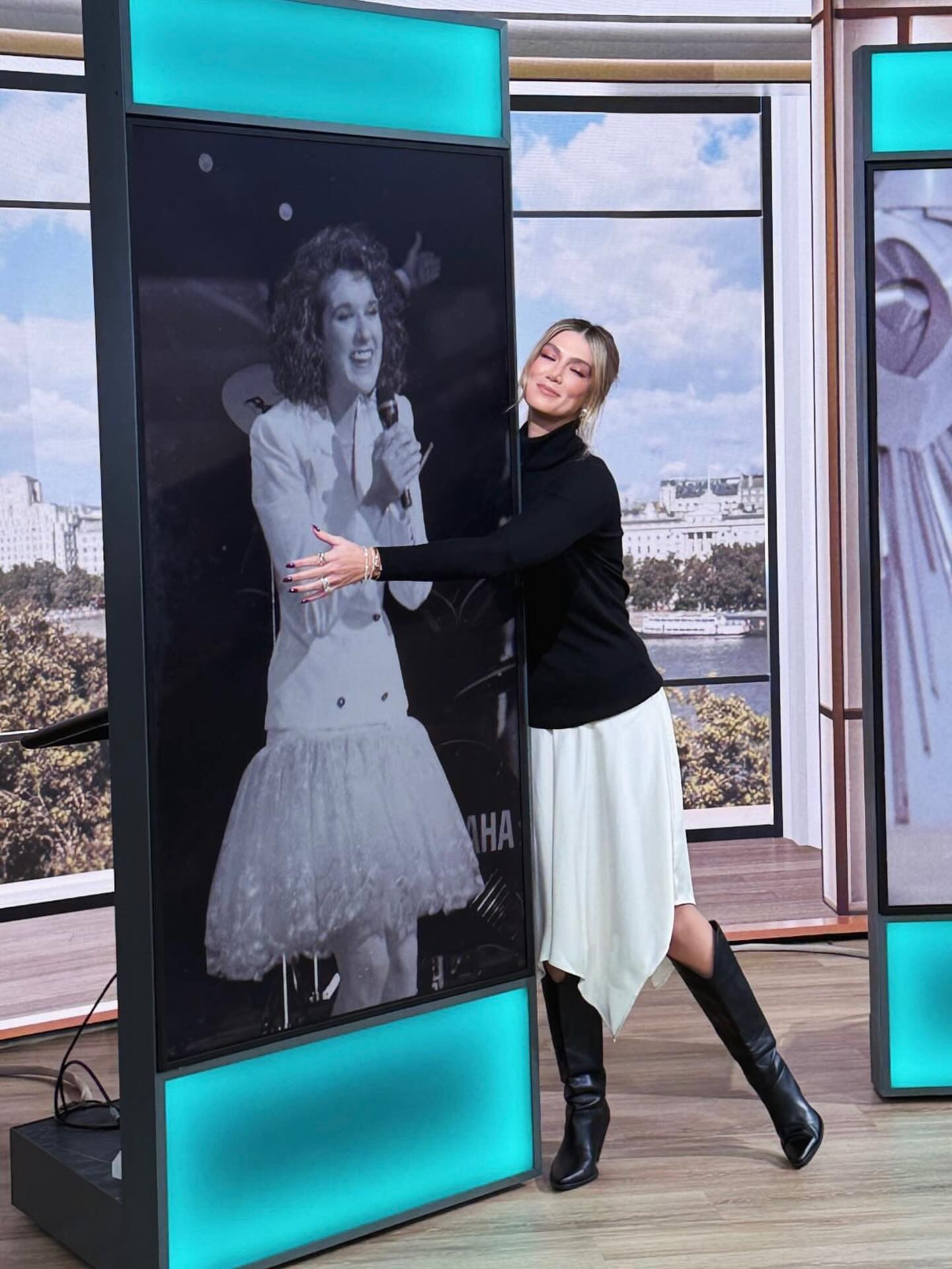 Australia’s Eurovision 2026 artist Delta Goodrem has continued her Eurovision promotion in the United Kingdom, where she appeared on ITV’s This Morning.
While in the studio she took a photo with an image of Céline Dion from her iconic Eurovision winning performance of Ne partez pas sans moi from 1988
#eurovision #esc #eurovision2026 #esc2026