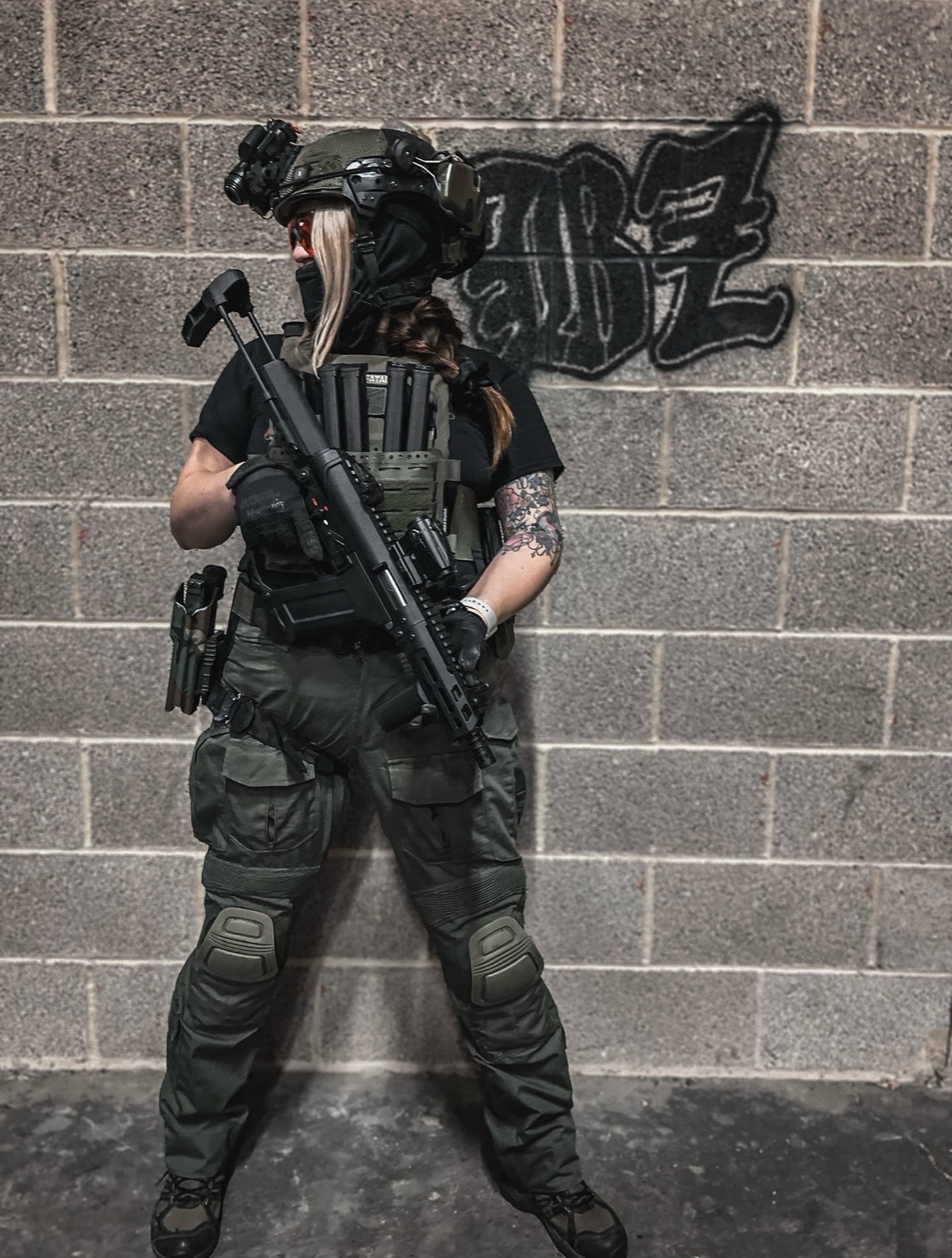 What do you actually want to see tested? 👀
Super excited to announce that I’ve teamed up with @bztacticaluk and @rebelprecision and over the next few months we’re getting into everything - AEGs, GBBs, HPA, kit and cases. But I want this to be content you asked for, not just what I picked.
Comment below with anything you’re curious about from either range and I’ll do my best to get it on the list. Let’s make this a good one 🙌🏻
Partners ❤️🔥
•
BELT & KYDEX: @deadly_customs
Use code ‘femmefatale’ for 10% off 🥵
www.deadlycustoms.co.uk
•
🇬🇧 STORE: @bztacticaluk
www.bztactical.co.uk
•
🔋 Powered by: @rebelprecision
•
#airsoft #airsofting #airsoftcommunity #airsoftuk #femmefataleairsoft