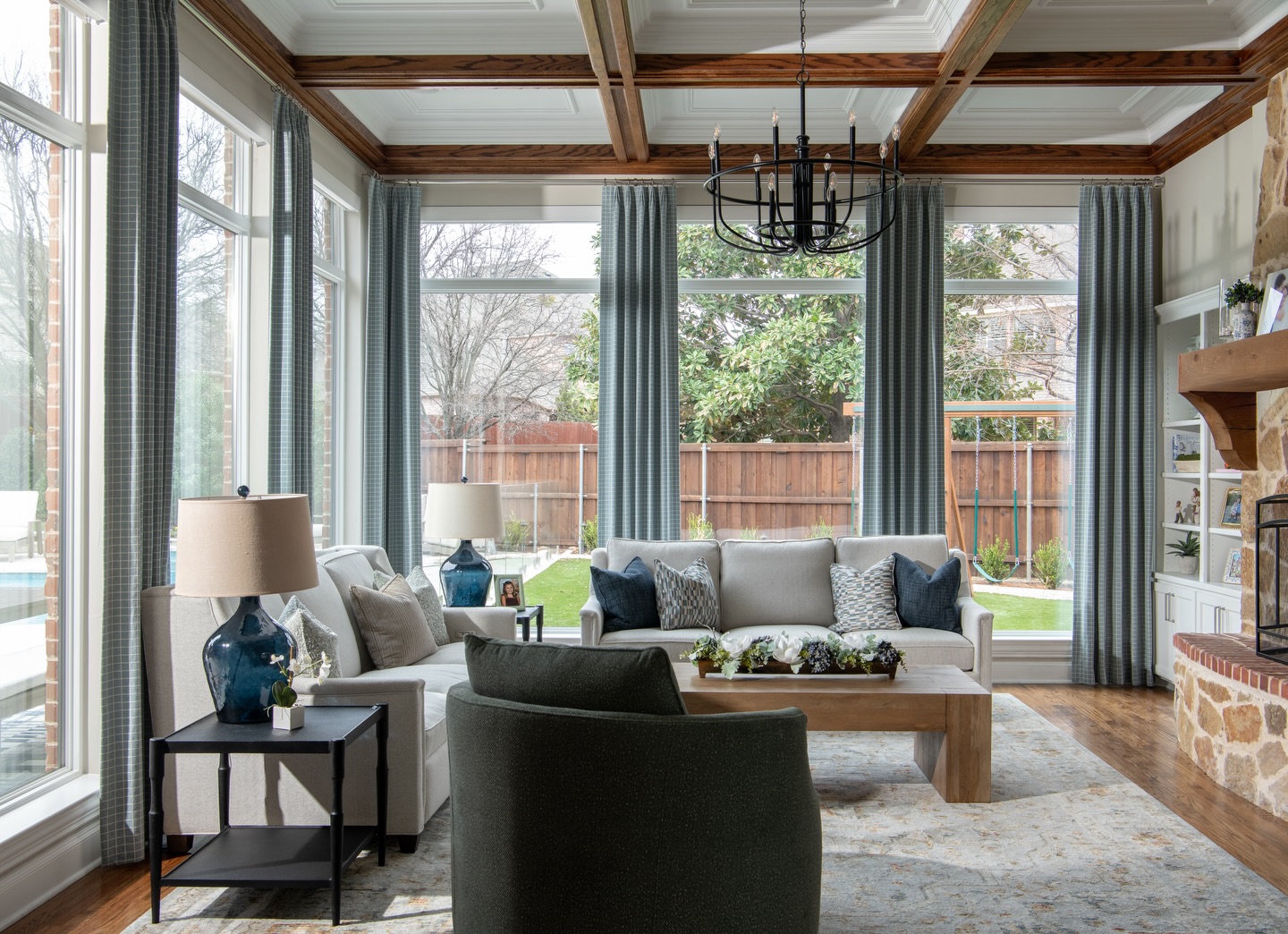 From heavy and dated to light, layered, and made for everyday living. Meet our latest design project at Willow Lane. 🤍
We softened the contrast, opened up the palette, and let the architecture breathe. The result is a family room that feels calm, collected, and functional for years to come.
#beforeandafter #interiordesign #dallashomes #familyroom #homeinspo