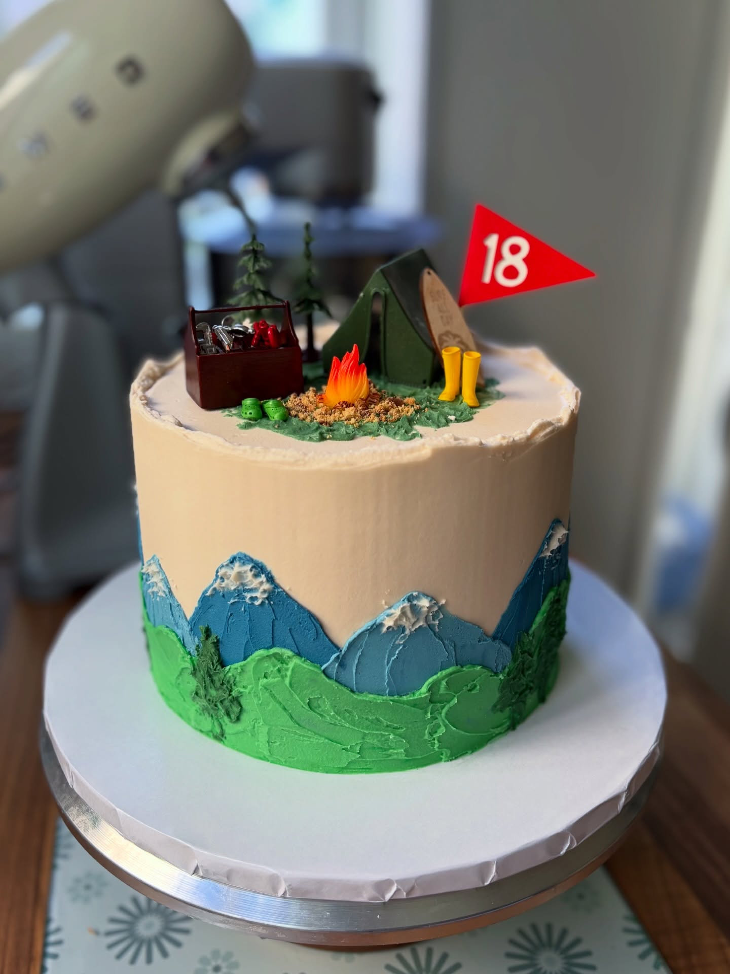 Some celebration cakes from the last month or so! Which one’s your favourite?!🥰🎂
#cakemaker #cakedecorating #bespokecake #portlanddorset #weymouthdorset