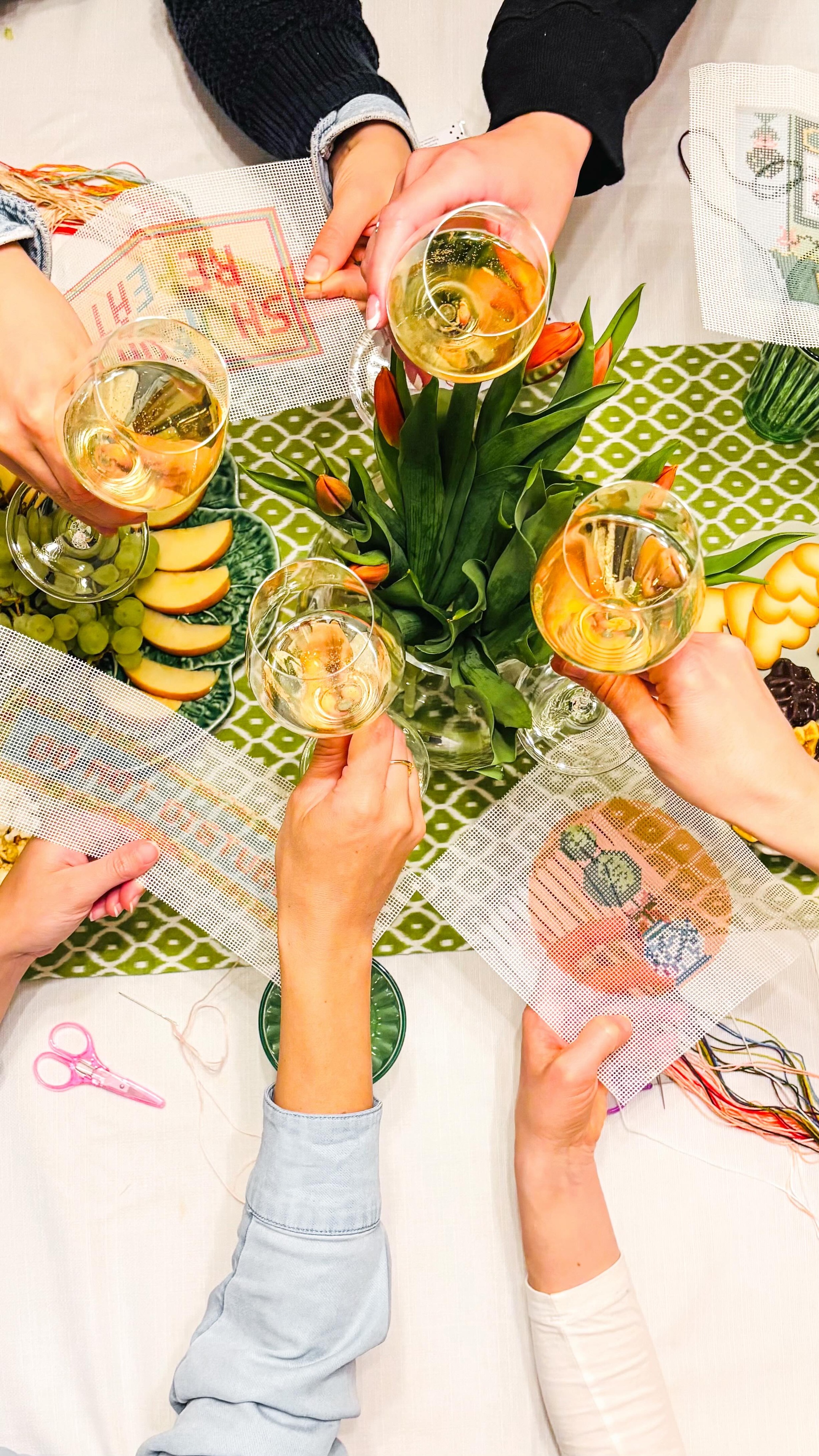 If you’ve fallen in love with needlepoint, this is your sign to share it 🥂 Set the table, pour something bubbly, add a few sweets and place a kit at every seat. The best nights are the ones where you slow down together and introduce something you love with your favorite people ❤️ Who would you invite to your sip & stitch night? #needlepoint #party #champagne #spring #girls