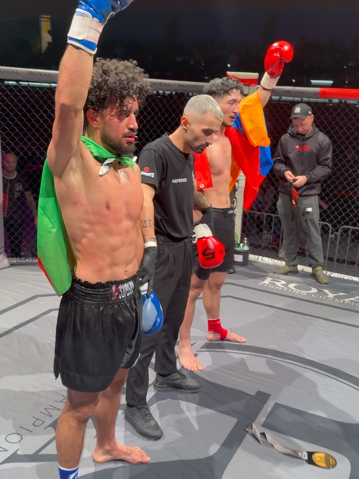 Zwei Kämpfe. Zwei Siege. 💪🥊
Unsere Jungs zeigen beim Top Event von @royal.fighting, was harte Arbeit bedeutet und setzen sich gegen starke Konkurrenz durch.
Verdient die Hände oben – wichtige Meilensteine auf ihrem Weg nach oben.