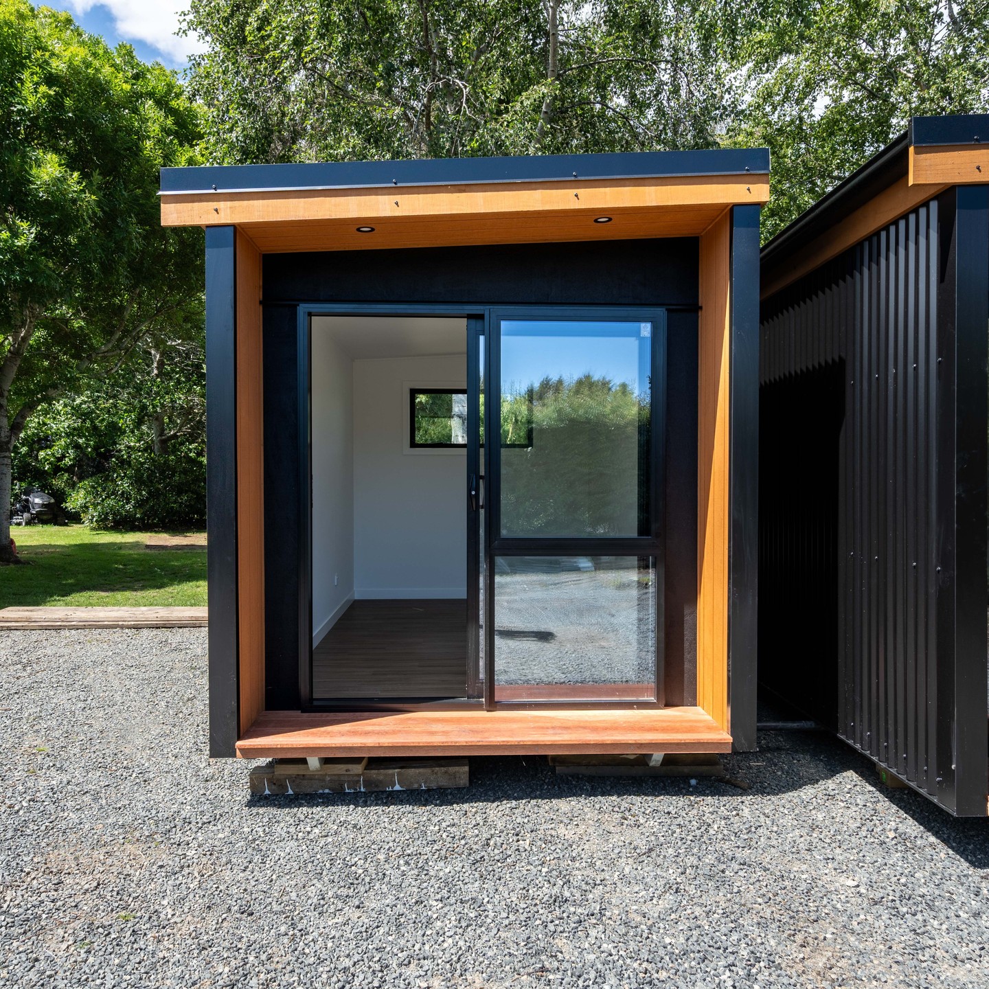Beyond excited to FINALLY have the cabins staged and photos that do them justice.
Such a good space as an office or bedroom, or anything else you dream of.
We have FOUR available now, with plenty of time to deliver before Christmas.
#spacejamcabins #dunedinnz #cabinforrent #fancycabin