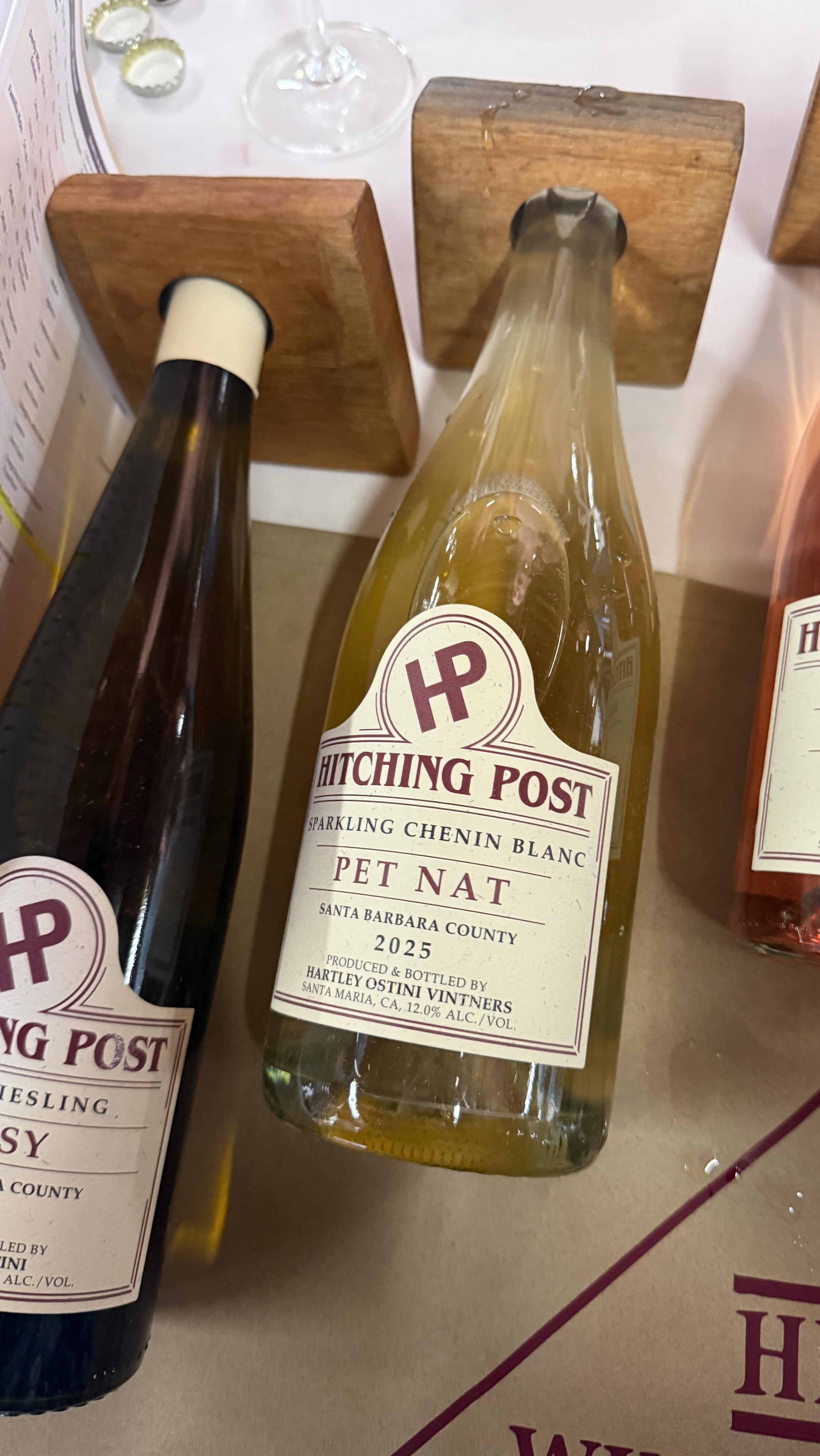 Had the best time at the Festival of Undiscovered Grapes 🍷✨ I tasted incredible wine made from grapes I don’t have very often, chatted with passionate winemakers, and spent the day with fellow wine lovers… and bonus! I got to enjoy some delicious pizza 🍕
I’m breaking down my favorite “undiscovered” grapes from the festival over on my blog - Leonettiliving.com — link in bio 👆
#UndiscoveredGrapes #WineLovers #WineTasting #WineLife #drinkdifferent