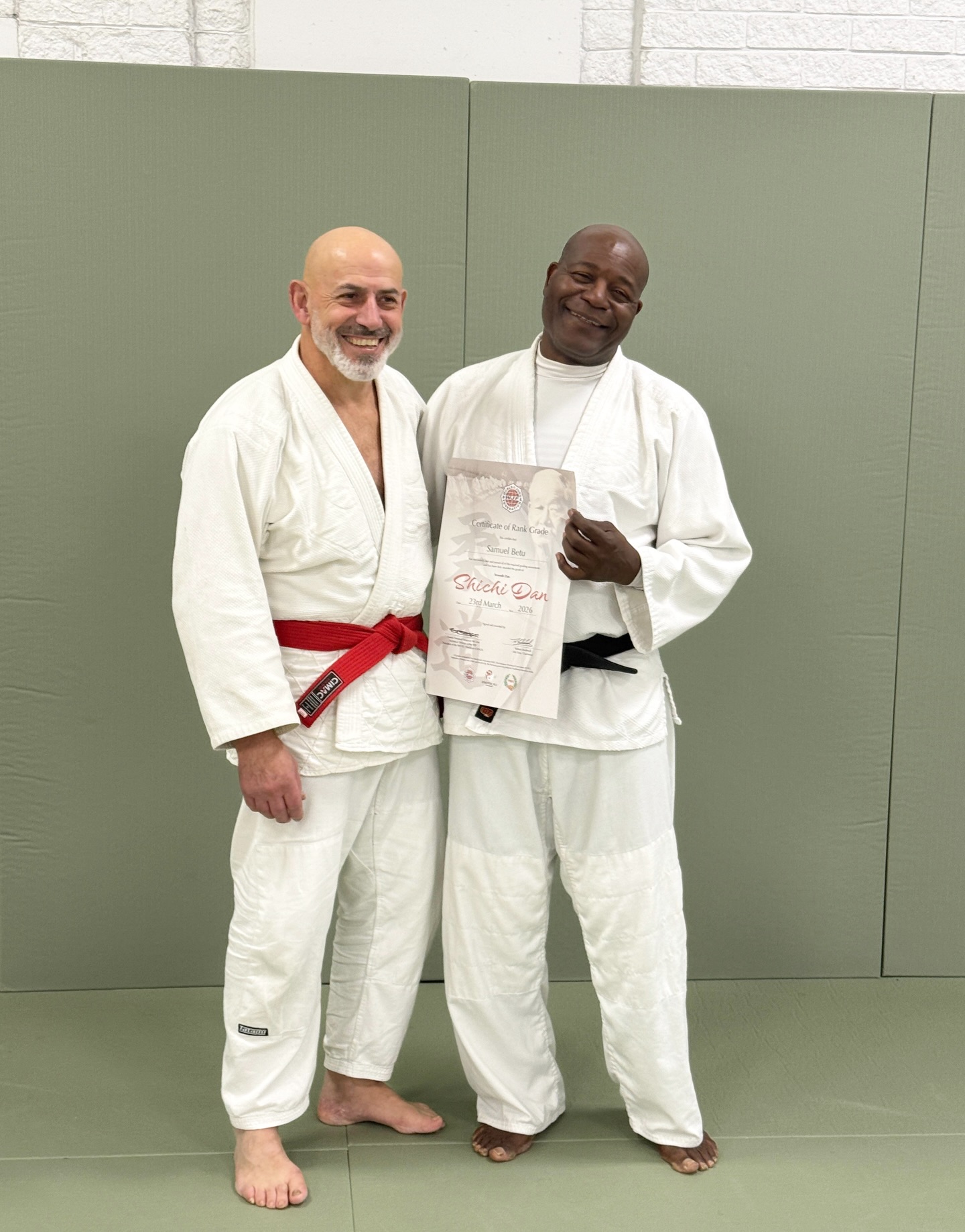 ⭐️Samuel Betu Awarded Prestigious 7th Dan ⭐️
Samuel Betu, Senior Instructor at Sobell Judo Club, has been awarded his 7th Dan by Hanshi Sampson Sampson (9th Dan), President of JFAUK and Technical Director of the World Judo Federation (WJF).
This distinguished honour recognises Samuel’s many years of unwavering dedication and exceptional contribution to the art of judo. Throughout his journey, he has supported Hanshi Sampson and his team, playing a vital role in the progression, integration, and international promotion of traditional Japanese judo; and the fostering of the development of judo within the community.
Sobell Judo Club is delighted to celebrate this remarkable and well-deserved achievement.
Congratulations, Samuel, for being a true ambassador of judo 👏🏻