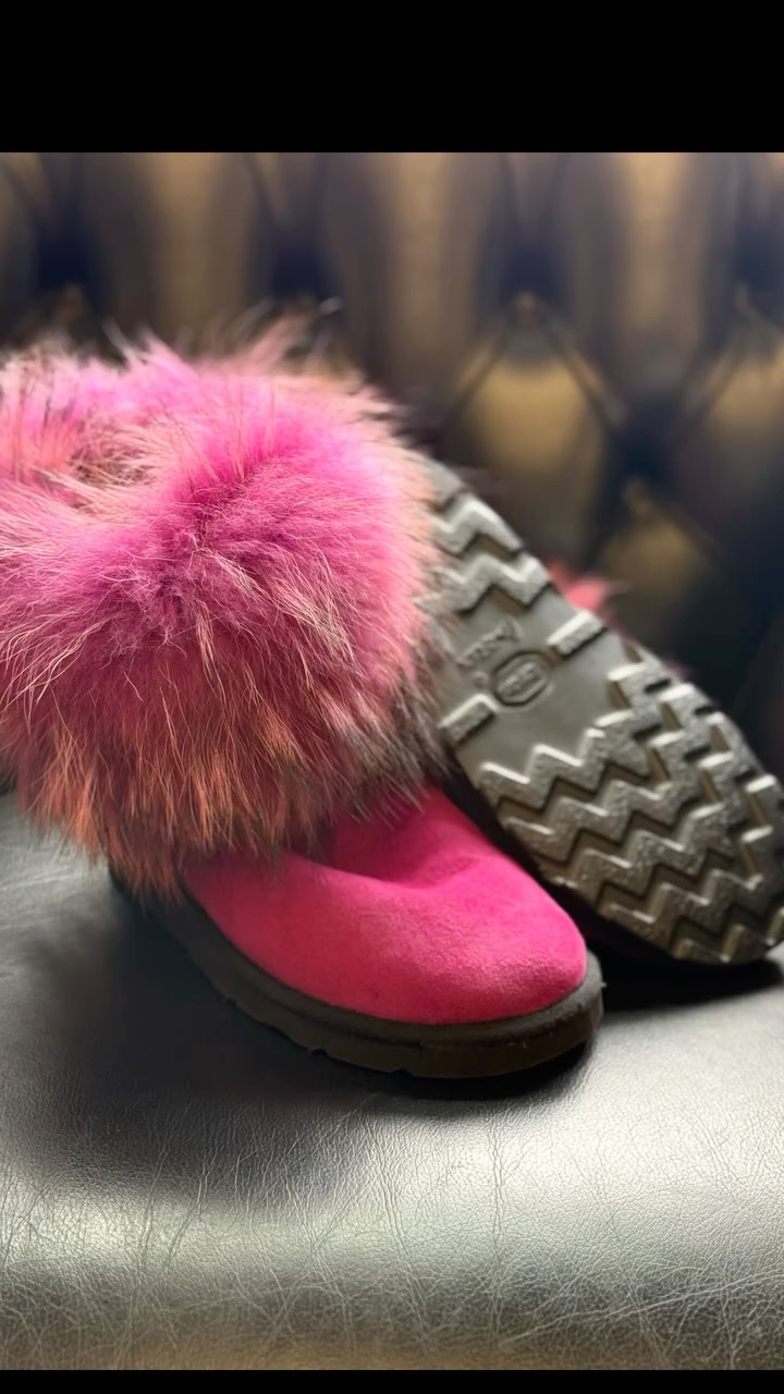 #uggboots getting a new #vibramsole
#shoerepair #colne #lancashire