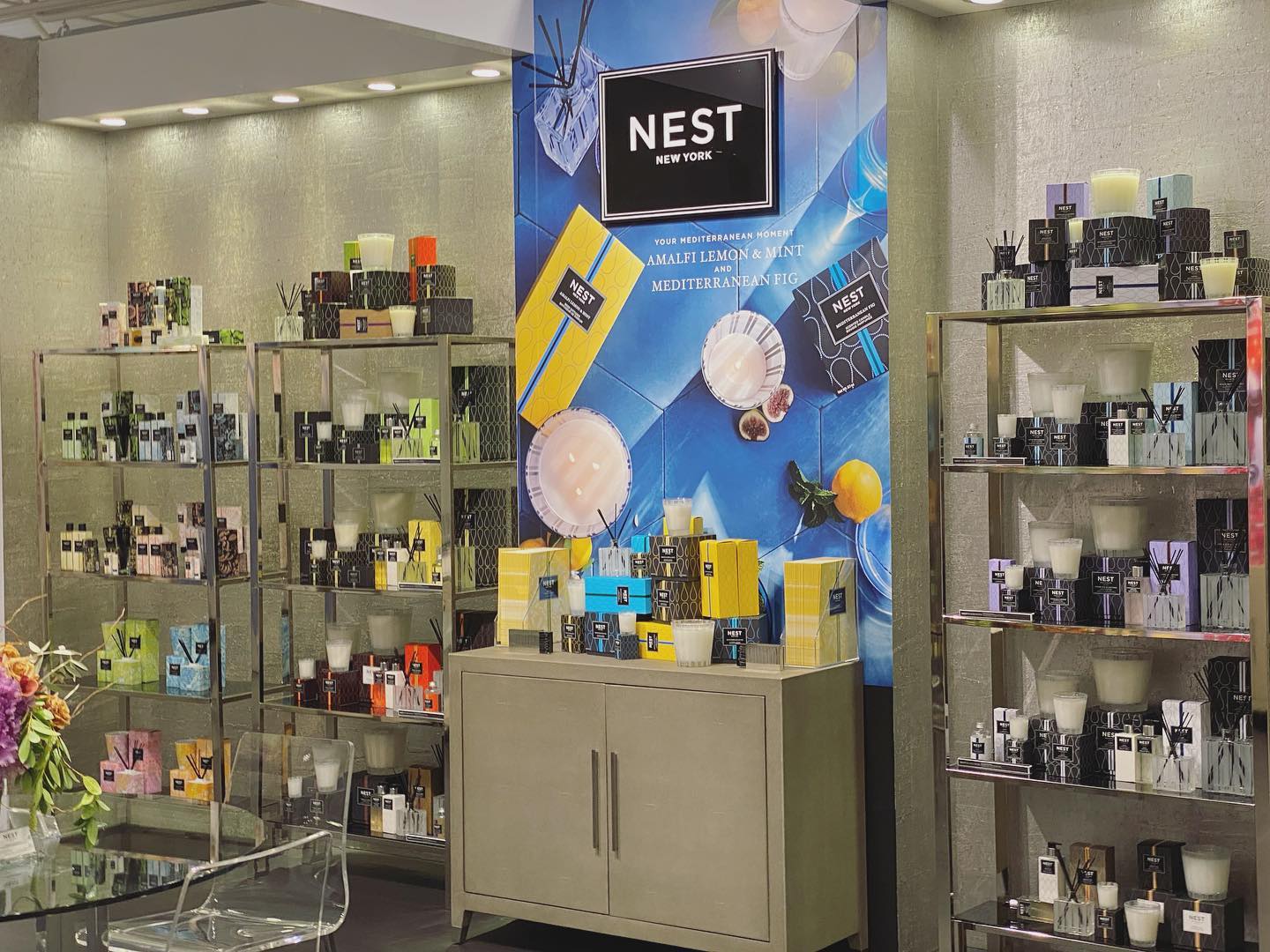 #tradeshow #tradeshowbooth #custombooth #boothdesign #exhibit #exhibitdesign #atlanta #americasmart #atlantagiftshow #mkdisplays #nestfragrances #nestnewyork