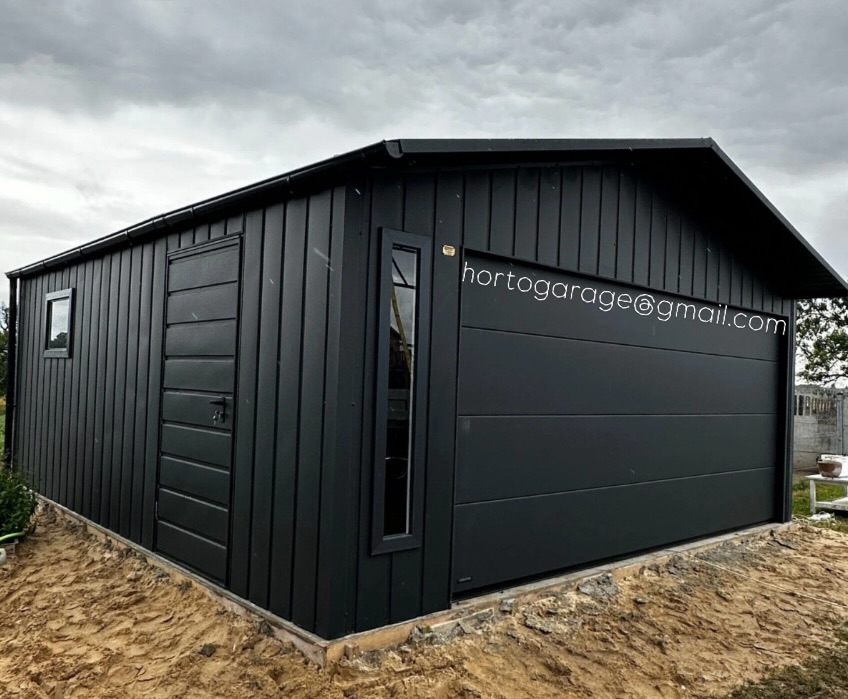 Wir stellen Ihnen unsere Garage vor.
📏Abmessungen
📐 • Breite: 6,0 m
📐• Länge: 6,0 m
📐• Höhe am First: 4 m
Farbe: Mattschwarz
🚪🔩Konstruktion: Stahl, vertikale Paneele, Satteldach, Sektionaltor + Seitentür und Fenster
✅Vorteile: modern, langlebig, benutzerfreundlich
🚗🎿🧰Nutzung: Garage, Werkstatt, Lager
💻📲👨💻 eine ähnliche Garage oder andere Details wünschen, mailen Sie hortogarage@gmail.com, gehen Sie auf den Link in der Bio oder rufen Sie an
📞 +49 177 4242452
📞 +49 152 246 74 361