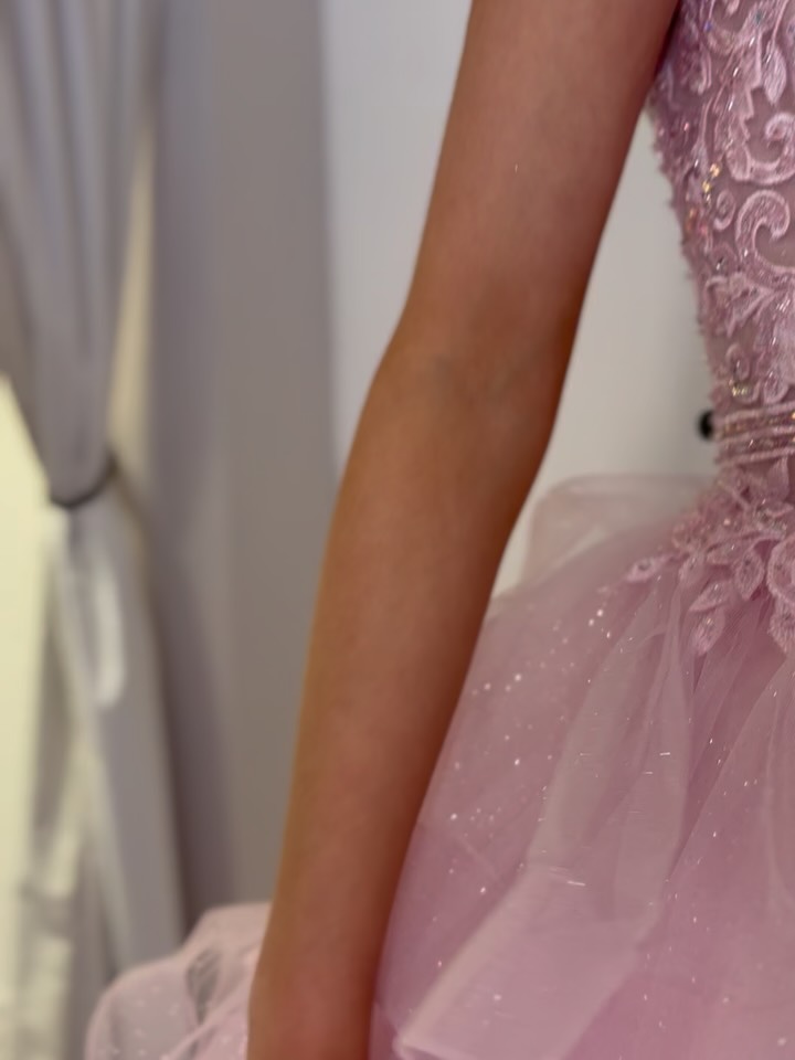 THE EASTER HALF TERM IS HERE 🐰🌸🌼
Who’s ready for some amazing deals! We know we are!
We have a limited stock of our best selling “Darla” gown in 2 colours…. BUT WE ONLY HAVE 1. RUN 🏃♀️
This is the 2 weeks to find yourself a great deal, who’s visiting over the half term? See you soon 💖