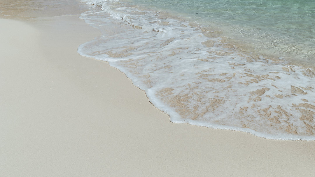 8 days of sun, sand, and smiles in Aruba with the kids — turquoise bays, constant breezes, kid-friendly beaches, and zero stress dinners. Want the full day-by-day family itinerary and tips? Link in Bio
#FamilyTravel #Aruba #TravelWithKids #BeachLife #OneHappyIsland #FamilyItinerary #TravelMoments