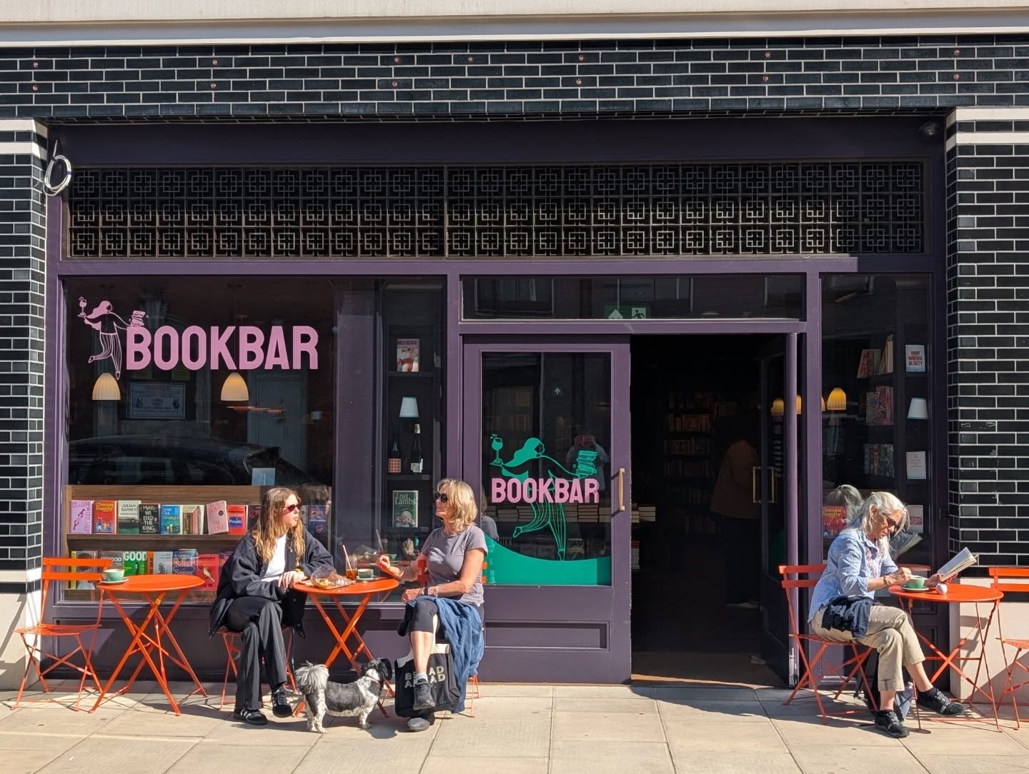Bank Holiday weekend means time for long hours of reading, curled up with a good book and a glass of something delicious.
Both our shops are open over the weekend, with slightly different hours. Our booksellers will be on hand to serve coffee, wine and book recs. Come for a browse and a drink. Our hours are as follows:
BOOKBAR ISLINGTON:
Thursday 2nd April: 10am-9pm
Friday 3rd April: 10am-9pm
Saturday 4th April: 10am-6pm
Sunday 5th April: 11am-6pm
Monday 6th April: CLOSED
BOOKBAR CHELSEA:
Thursday 2nd April: 10am-9pm
Friday 3rd April: 10am-9pm
Saturday 4th April: 10am-9pm
Sunday 5th April: 11am-6pm
Monday 6th April: 10am-6pm
See you in store for books, wine and coffee 📚☕🍷 what a way to slide into our 5th Birthday Week!