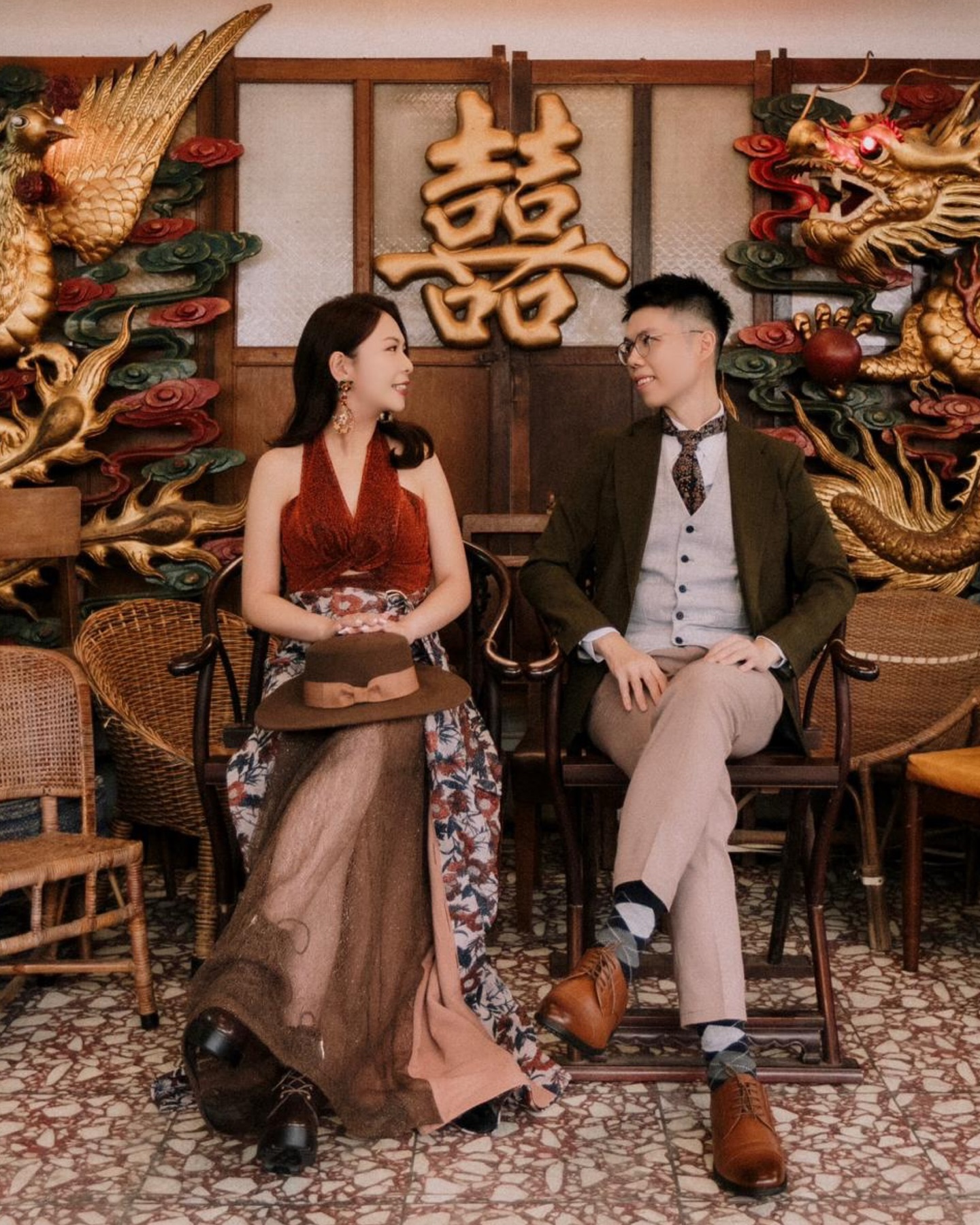 // The Siren’s Script //
話說有日聽到客人同我講:「係婚禮同pre-wedding 如果唔係你哋嘅設計,其他任何牌子我都唔會想著!」
我心入面心花怒放到好似放煙花咁!!! 嘿嘿✨
The other day, a bride tells me: ’Whether it’s for the wedding or the pre-wedding shoot, if it’s not one of your designs, I don’t want to wear anything else!‘
Inside, my heart starts doing a happy dance—it’s like a full-blown fireworks display! ✨
—
// #SirenBrideHK Lucinda wear our 《 TWINKLE GOWN 》 #sirenearrings @bysilentsiren & #SirenGoom wear our #SirenSuit on their special day #madeinhongkong //
—
HONG KONG LOCAL WEDDING DRESSS DESIGNER | 𝐇𝐀𝐍𝐃𝐌𝐀𝐃𝐄 𝐆𝐎𝐖𝐍 & 𝐀𝐂𝐂 |ᴍᴀᴅᴇ ɪɴ ʜᴏɴɢ ᴋᴏɴɢ
www.bysilentsiren.com