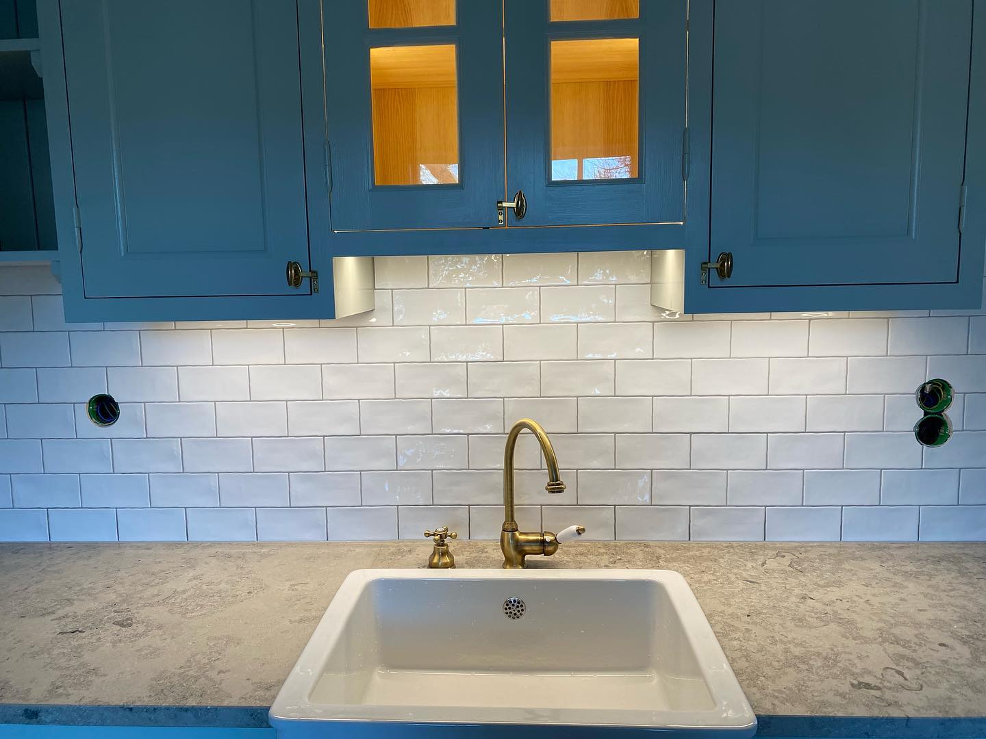 Kakling av kök.
Kaklet kommer från @nkpgplatt
#nkpgplatt #jtbyggmurputs #köksinspo #kök #plattsättning #norrköping #kakling