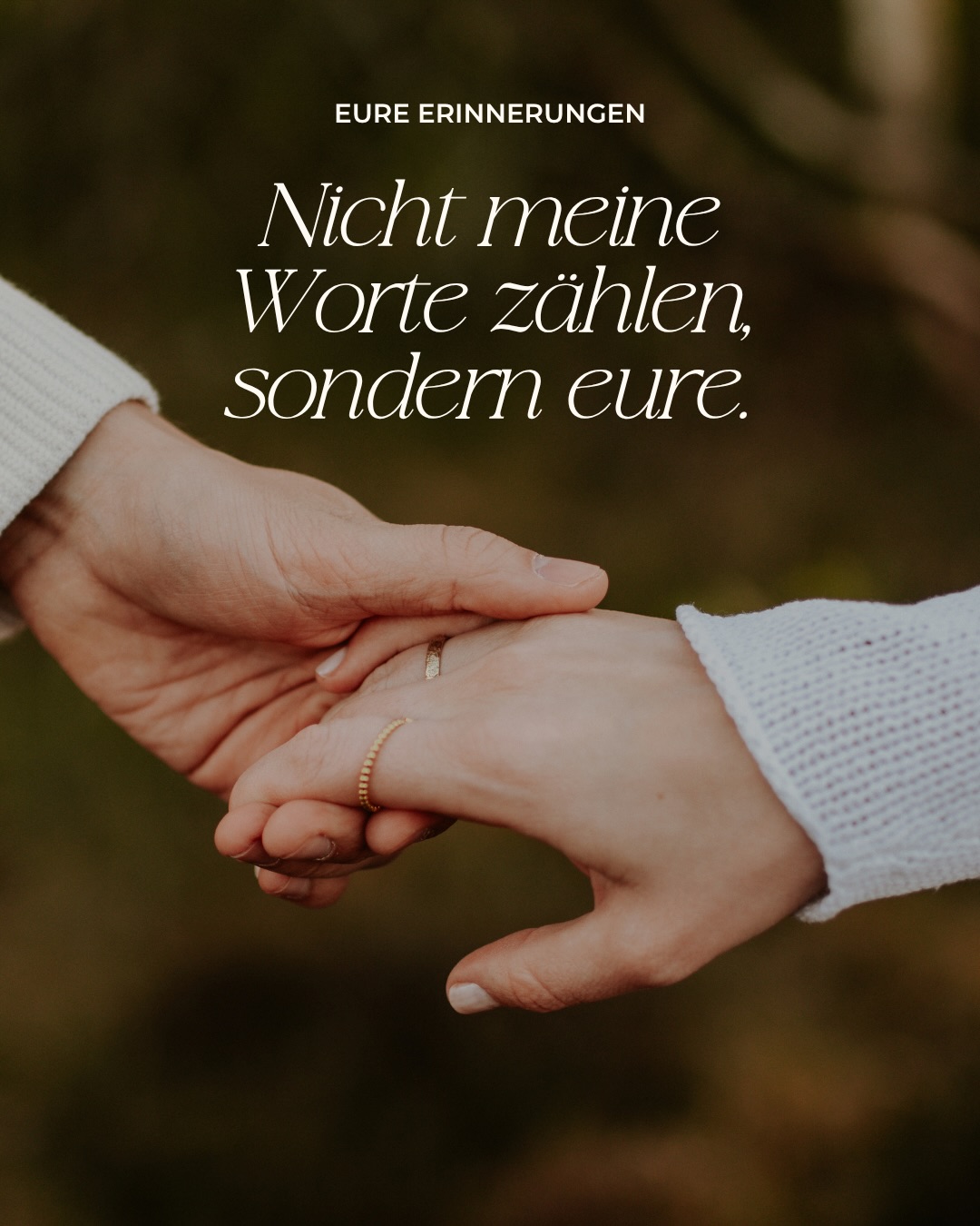 Was ich über meine Arbeit erzähle, ist das eine.
Aber das, was wirklich zählt, sind eure Worte.
Wie ihr euch währenddessen fühlt.
Wie ihr euch in den Bildern wiederfindet.
Und was euch davon bleibt.
Jede Nachricht und jede Rückmeldung bedeutet mir unglaublich viel.
Weil sie zeigt, dass es nicht nur um Bilder geht –
sondern um Erinnerungen, eure Erinnerungen. 🤍