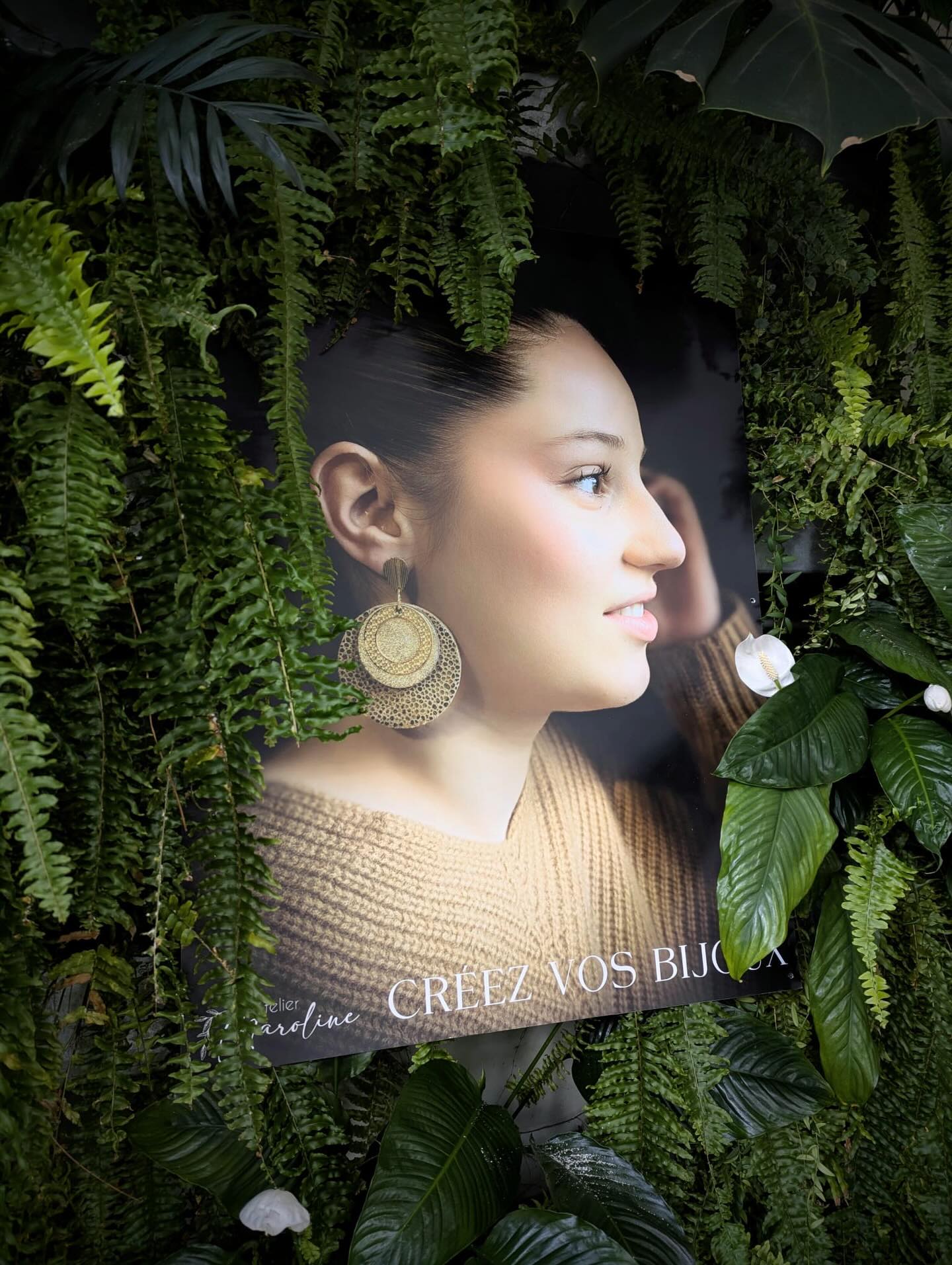 Hello Terra Botanica nous y voilà
Que pensez de cette ambiance végétale ????
J’attends vos commentaires avec impatience 😉
Bon samedi
Marion
#terrabotanica
#marchecreateurs
#maroquinerie