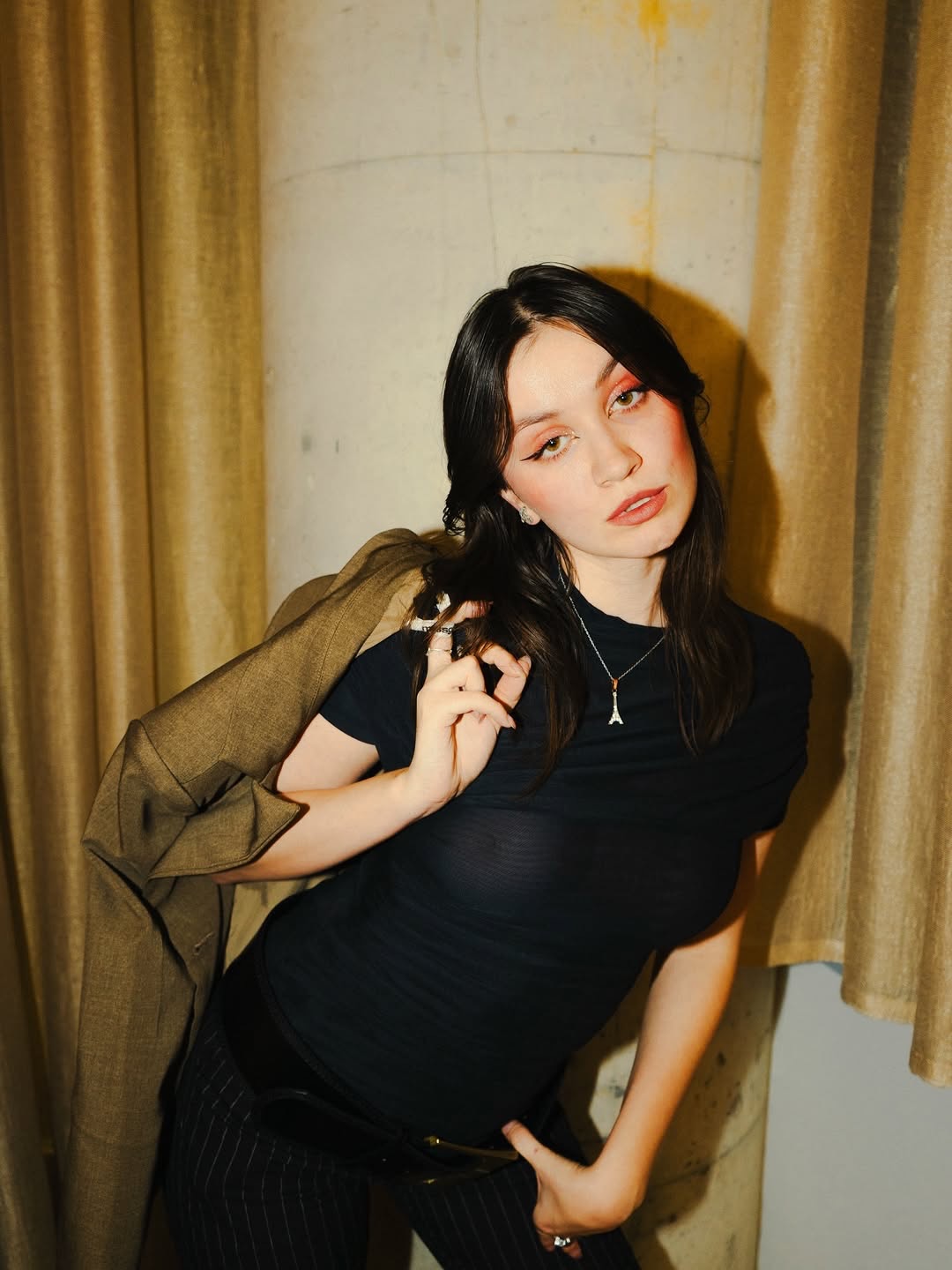 Sheer, fluid, and effortlessly cool 🌑
@stacey_zirka is slaying in the NYX Top in black.