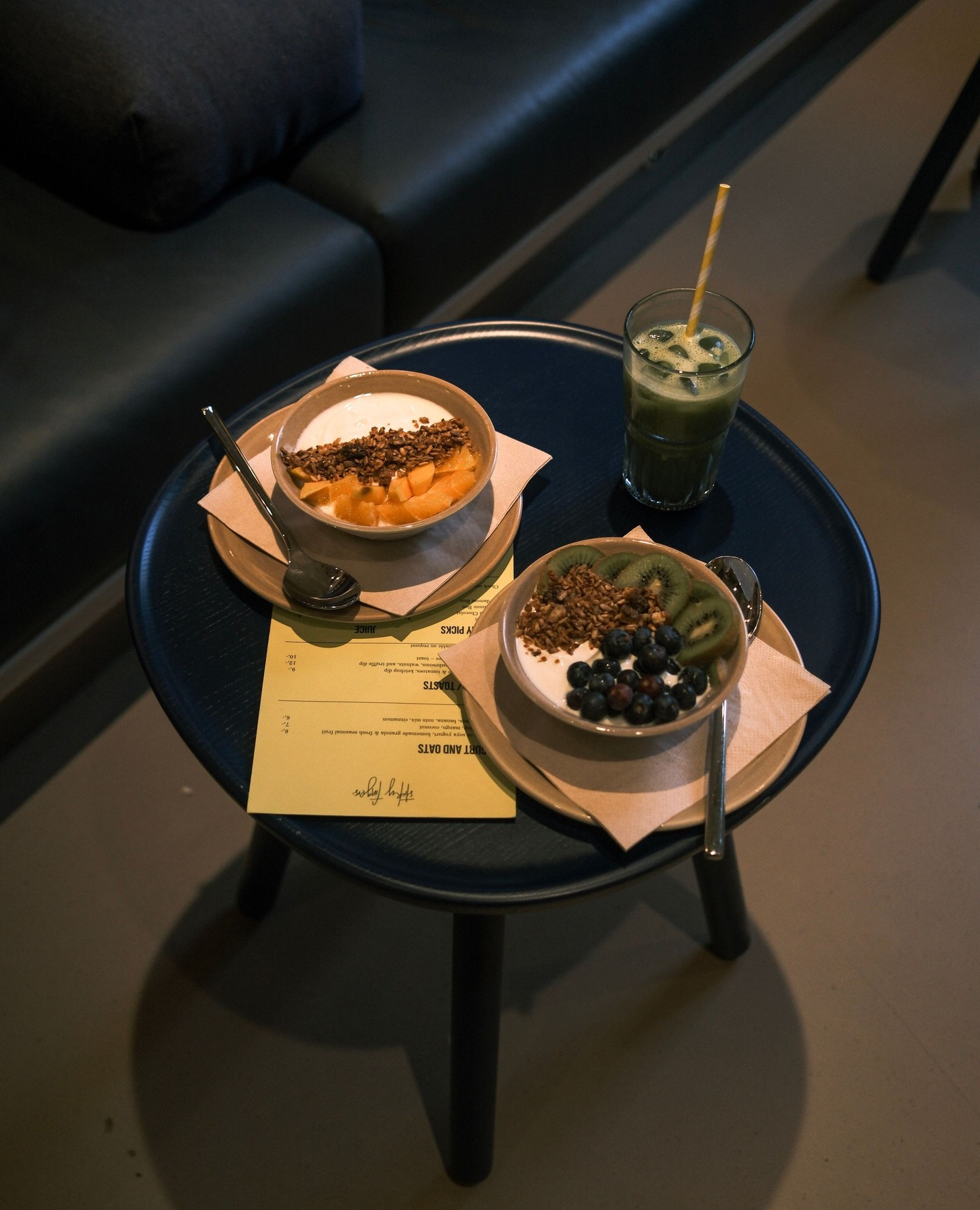 Yogurt bowls with seasonal fruits and granola, anyone?