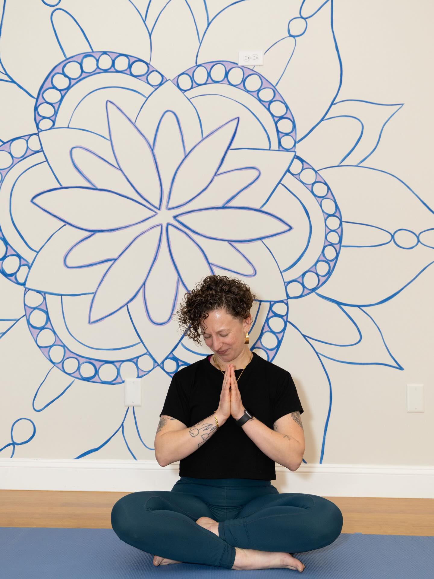 On Sunday April 12th join Erin for a very special opportunity!! 🪷Reiki Level 1 is a day focused on healing, growth, and connection and is an amazing way to realign your energy while embracing a new wellness service and even a new career!! 🙂
Reiki changed her life from her very first session and was her first certificate over 14 years ago! And she loves sharing these magical trainings with people looking for something different and impactful in their life!🙏🏼
Interested? DM or email us!
Details:
Sunday, 4/12 from 11:30-5 pm
Only 4 spots
$350 investment - can be split up!
#Bostonreiki #Reikiboston