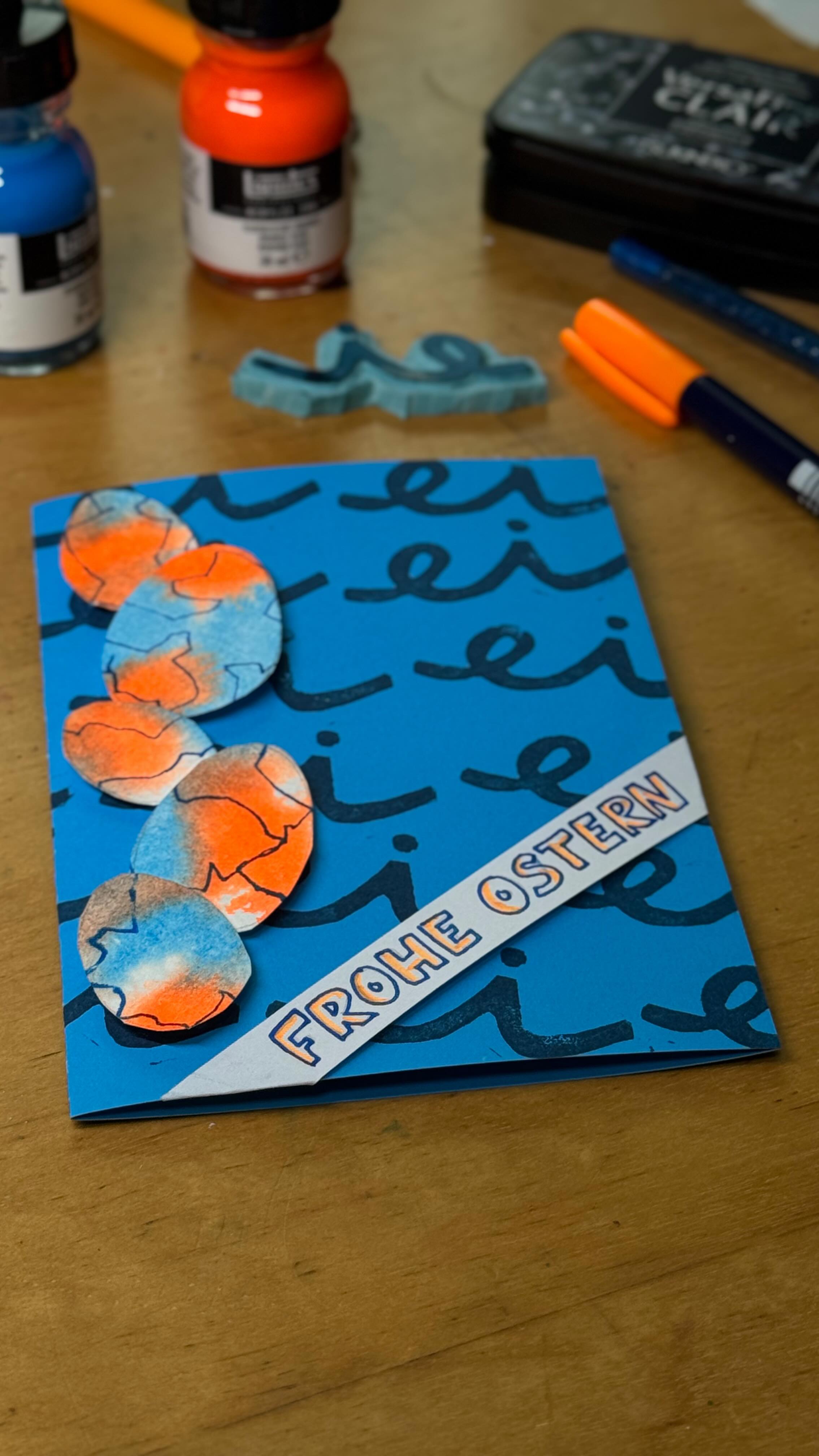 ☀️ Inspiriert von @konfettirausch kommt auch diese Osterkarte nicht ohne Stempel-Ei aus🥚😂
#stempelglück #osterkarte #letterlove #acrylicink
Kalligraphie | Lettering | Illustration | Schriftkunst | Kreative Feiern | Hannover