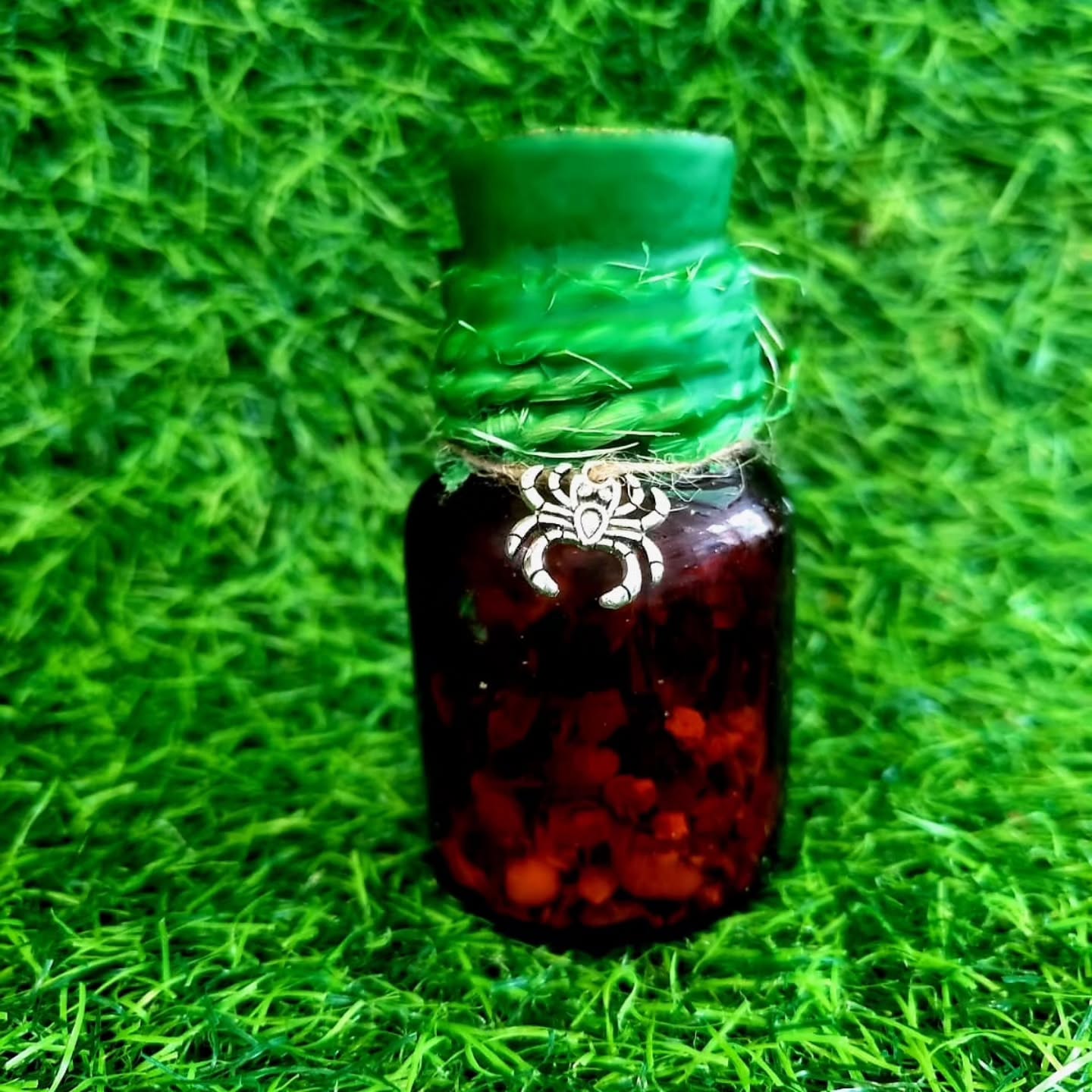 Good afternoon Wytches, we have a new product on the shelves!
I'm ditching and retiring all my old Spell Jars and using these beauts
Welcome to the return of The Weavers Of the Web,our "Manifesting", abundance and prosperity Spell Jar.
Just whisper your desires to the Weavers, and let them Weave them into Creation.
Hand crafted and blessed by us £8.95 each
See you all soon
Blessings of the Land Sea and the Sky ❤️❤️❤️❤️