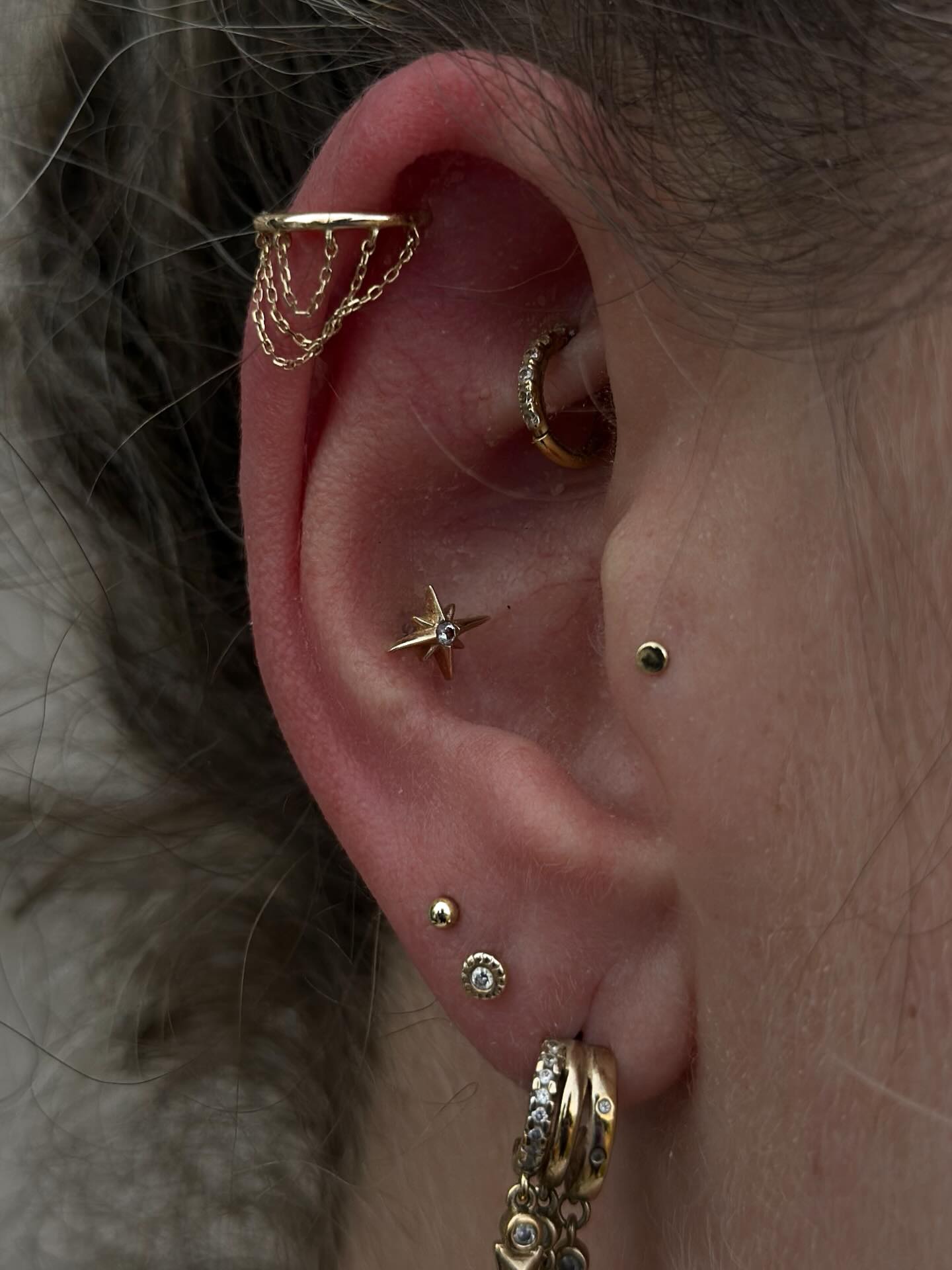 Walk-ins welcome ALL day in Newington, CT!
FREE aftercare with every piercing!
Open till 8pm — Tuesday-Saturday
Near CCSU!