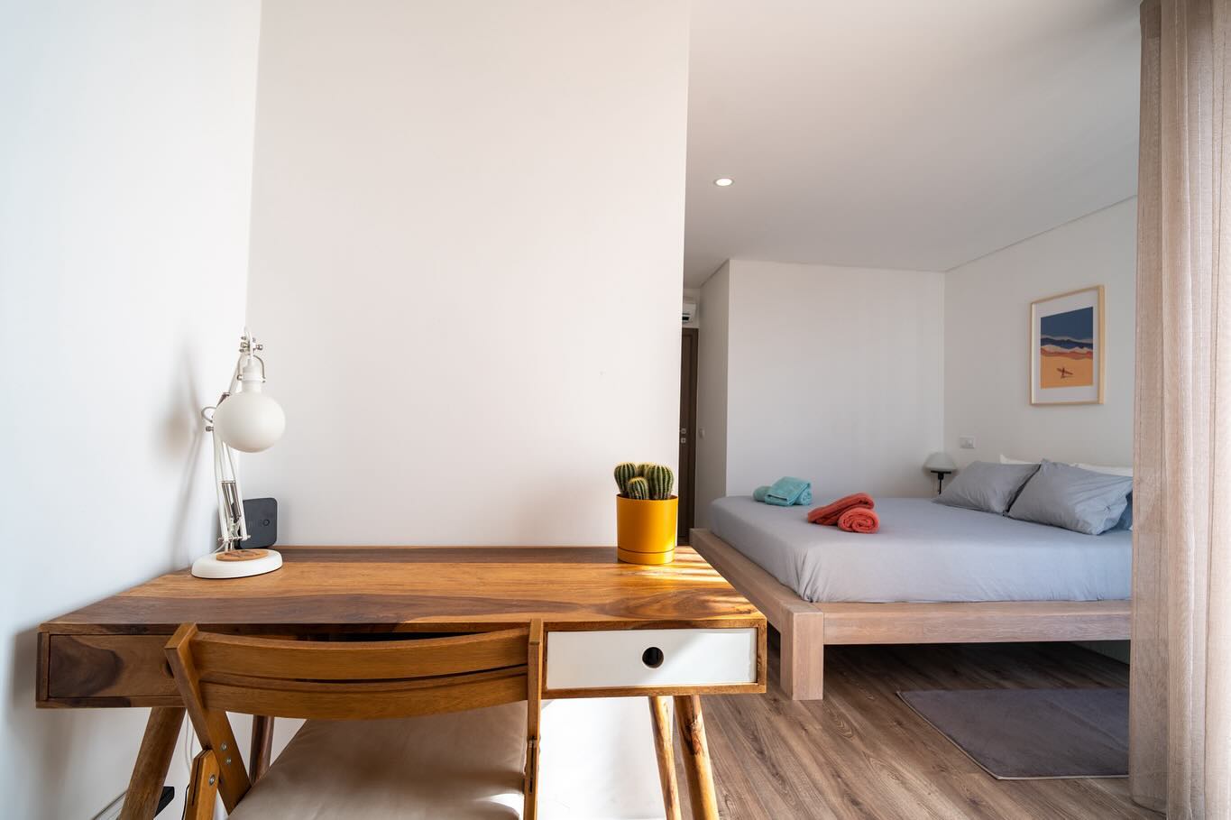 Welcome to Onda Coliving, where the Office meets the Ocean! 🌊
We’re a coliving and coworking space for digital nomads, remote workers and ocean lovers alike, offering a perfect blend of work-life balance just steps from some of Europe’s best surf spots.
Each of our four rooms are set up to make your workation as smooth as possible, featuring high-speed internet, private workstations, and a balcony for those essential wave checks.
We can’t wait to welcome you to Baleal, Peniche! ✨
Huge thanks to @balealsurfvideo for capturing our space so beautifully! 🙏
#coworking #coliving #coworkingspace #colivingcommunity #beachhouse #remotework #workremotely #portugal #workremotelyeurope #workation #workandsurf #surfspot #baleal #colivingfamily #digitalnomad #oceanlover #surfeveryday #worklifebalance #coastalliving #escapethecity #dreamworkation #surfportugal #workfromanywhere #remotelife #oceanviews #exploreportugal