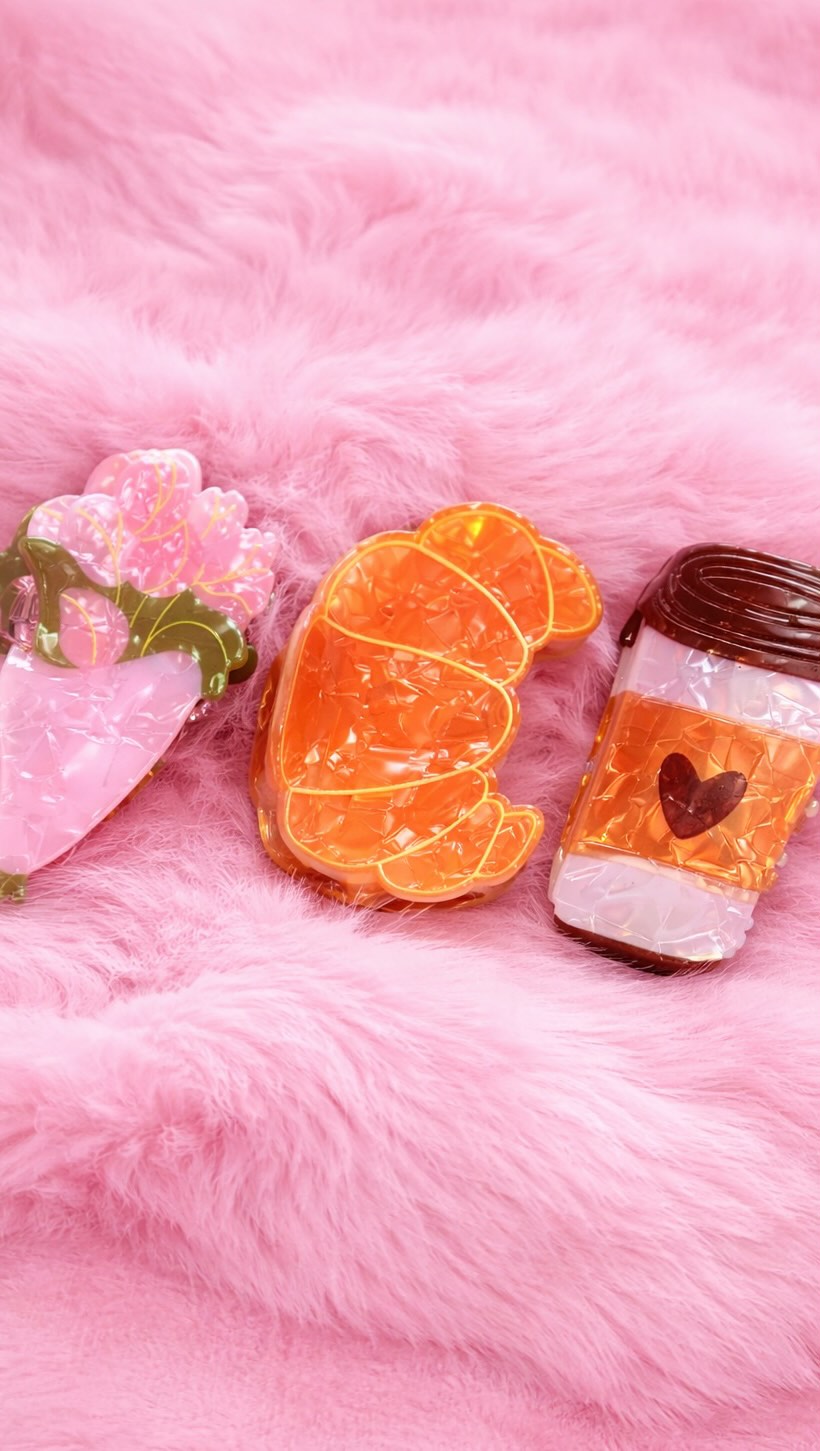 Les nouvelles pinces trop mignonnes 😍
#pince #croissant #cafe #fleurs