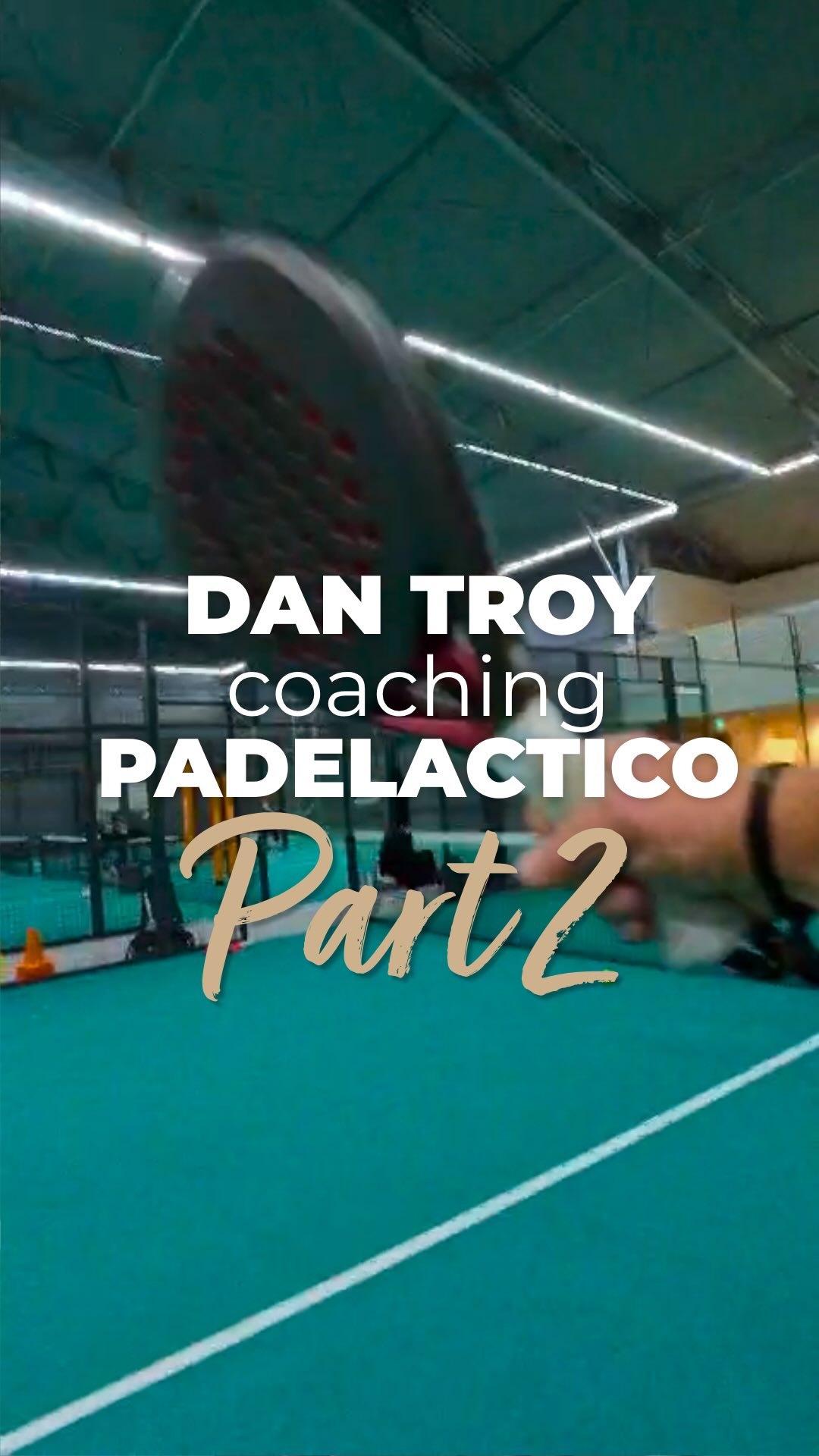 🎥On-board with Dan Troy and @padelactico PART 2
How do you reset when you’re out or position?
How do you earn your way to the net?
A few simple but powerful tips here 👀
#padel #padeladdict #padeltips #padelcoach #padelacademy