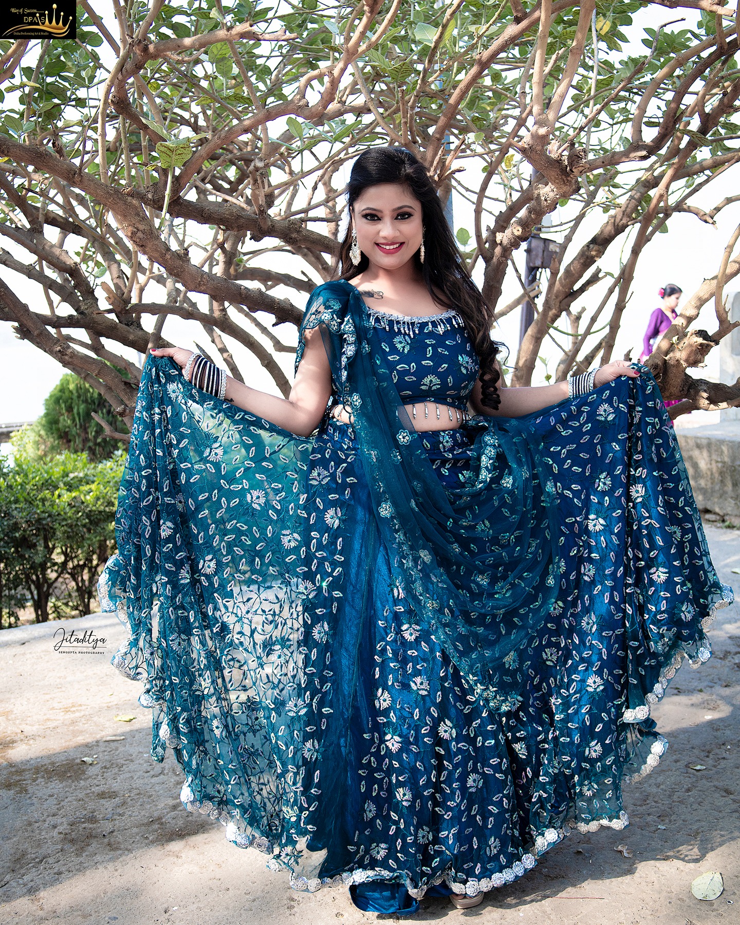 Textures, tones, and a story woven in teal.
.
.
Ft.: @iamsangeetamukherjee
Shoot for @dishaperformingartandstudio
@jitadityasengupta RIGHTS RESERVED
.
Visit: www.jitadityasengupta.com
.
.
For shoots and booking DM Now!!
©DO NOT USE WITHOUT PERMISSION. COPYRIGHT RESERVED.
ALL RIGHTS RESERVED.
ANY UNAUTHORISED PUBLICATION OR COPIES ARE SUBJECTED TO BE PUNISHABLE BY LAW.
For More Follow :
Instagram Portrait : www.instagram.com/jitadityasengupta
Facebook Page : www.facebook.com/jitadityasenguptaphotography
Facebook Profile : www.facebook.com/jitaditya.sengupta
Instagram Personal : www.instagram.com/j.sngpta.personal
Twitter : www.twitter.com/surjyai
.
.
#portraitphotography #portraitmood #portraitpage #portraiture #makeportraits #pursuitofportraits #portrait_vision #portrait_perfection #portraitphotographer #portrait_shots #discoverportrait #portraits_ig #portraitgames #portraitvision #portrait_ig #rsa_portraits #igpodium_portraits #theportraitpr0ject #portraitoftheday #top_portraits #portraits_mf #portraitstream #postmoreportraits #portrait_mood #good_portraits_world #portraits_universe #portraitmode #portrait #portraitsociety #agameofportrait