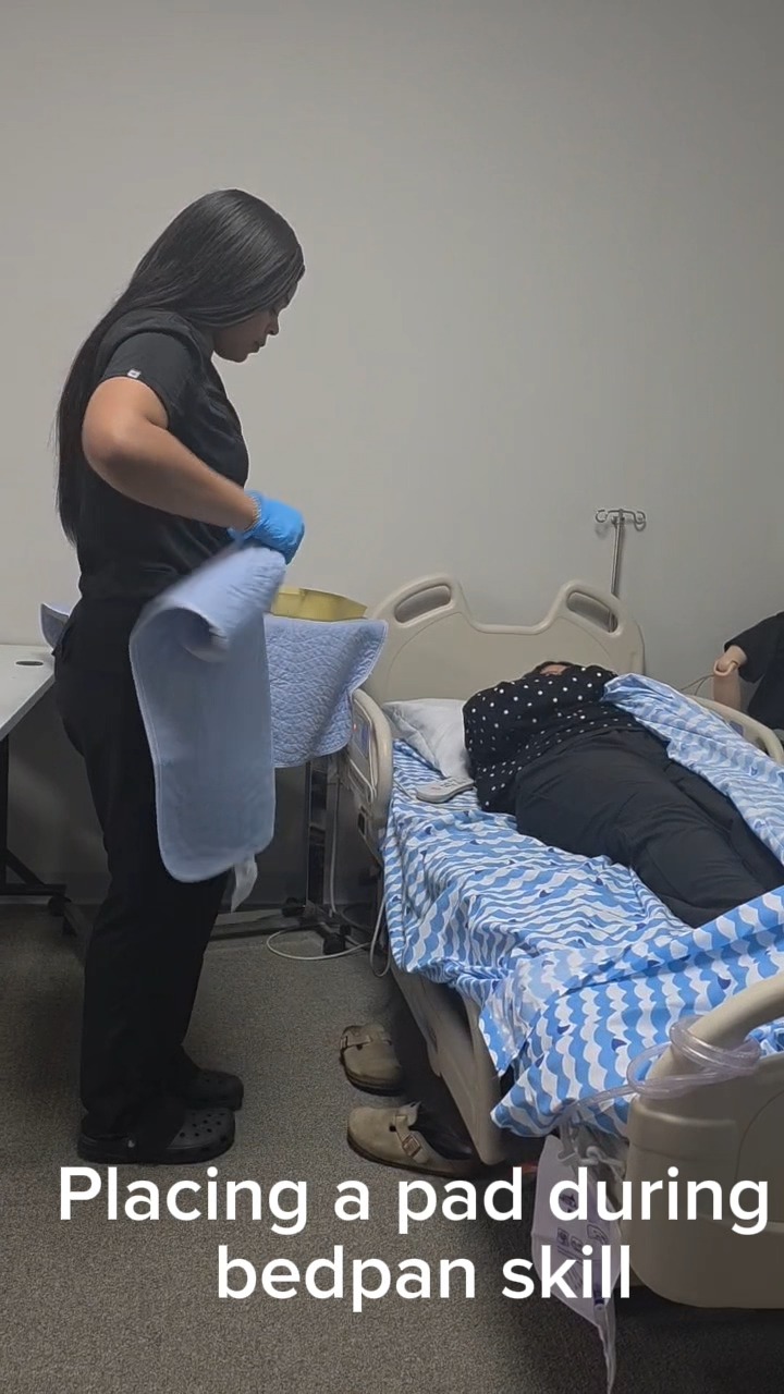 🩺✨ REAL SKILLS. REAL CONFIDENCE. ✨🩺
Our students are putting in the work and mastering essential CNA skills — including assisting a resident with a bedpan while in bed.
It’s not always the easiest skill to learn, but it’s one of the most important when it comes to patient dignity, comfort, and quality care 💙
At Faith Forward, we make sure our students are prepared for every aspect of patient care with hands-on training and supportive instruction every step of the way.
Confidence comes from practice — and our students are showing up and getting it DONE 💪✨
#CNASkills #PatientCare #HealthcareTraining #CNAStudent #HandsOnLearning #FutureCNA #HealthcareStudents #AlliedHealth #NursingSkills #ClinicalSkills #StateExamPrep #ScrubsSeason #HealthcareCareer #FaithForwardAcademy