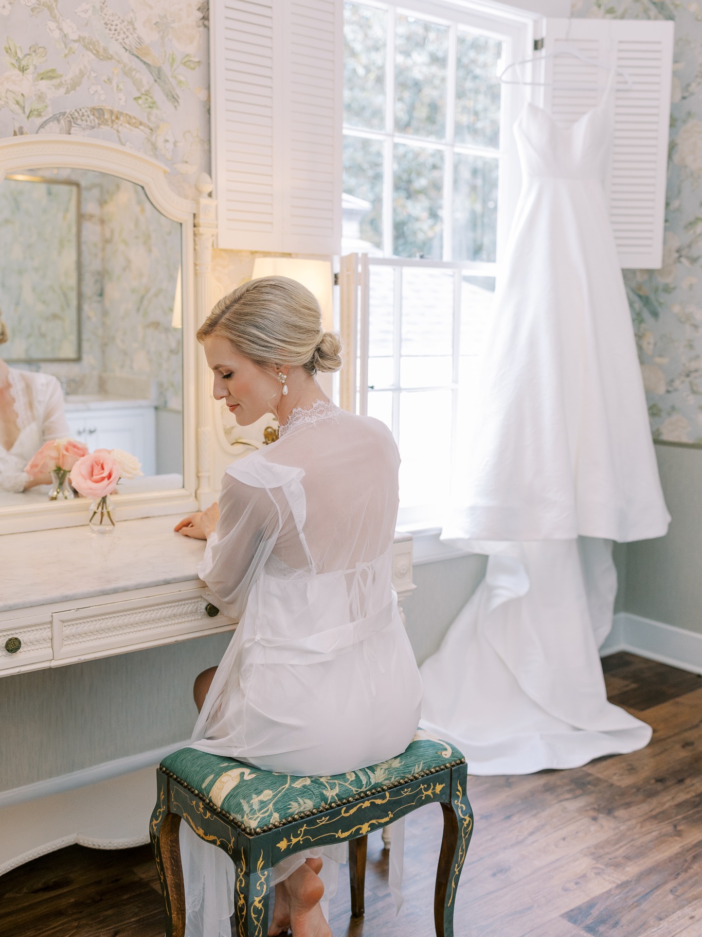 Ashton and Ryan’s wedding day unfolded beautifully on our BelleNita Patio, surrounded by open air, warm light, and the people who mean the most.
There’s something special about saying “I do” outdoors, with space to celebrate, dine, and dance all in one seamless setting. The BelleNita Patio offers that perfect blend of elegance and ease, making every moment feel intentional.
We are now booking 2027 weddings! Visit the link in our bio to learn more.