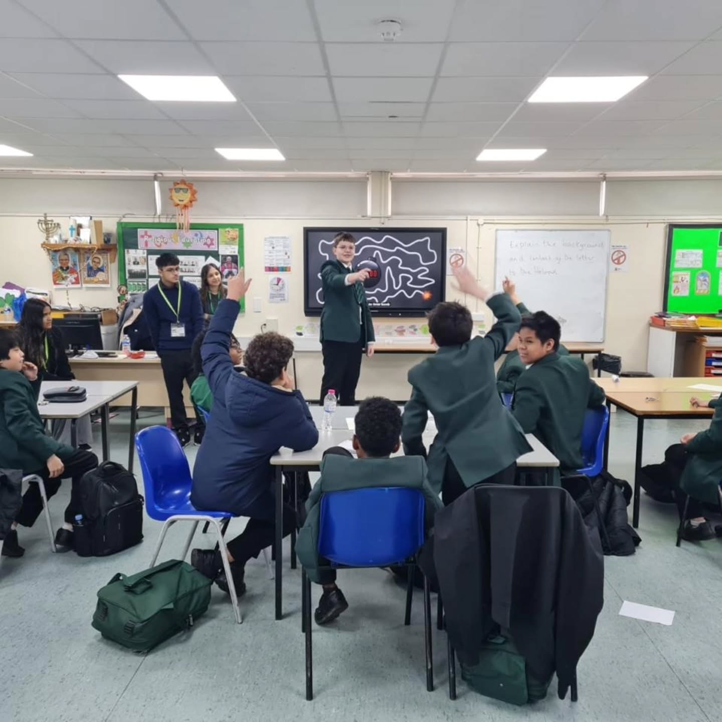 This past week, students from our Phoenix Project paid a visit to Newman Catholic College to deliver some career workshops to Year 7 and 8 classes. 🧑🎓
We are elated to see our Phoenix Project do exactly what it was conceived to do by:
🗣️ Connecting students at our partner schools with each other,
🤝 Empower past students who are now in the work field and;
✨ Nurture current students as they start to think about their careers.
Thank you to our entire Us team, @nccbrent and all who helped in the success of our events!