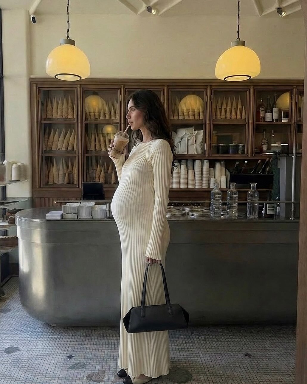 Soft where you need it. Supportive where it matters.
Made to hold you through it all.
Because becoming a mother doesn’t mean losing yourself, it’s just the beginning of a new version of you.
Explore the collection: www.ninethelabel.com
#maternity #pregnancy #bumpstyle #ootd
