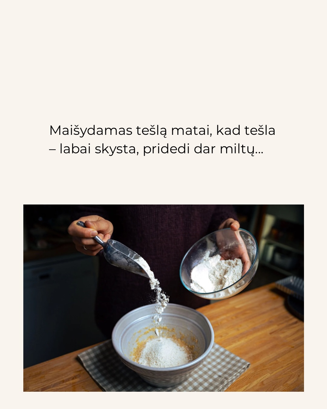 Su „greitais ir paprastais“ receptais dažnai viskas būna gerai… kol viskas vyksta pagal planą.Bet tada nutinka taip, kad pasidaro nebeaišku – ar taip ir turi būti.Ir nuo to, ką padarai tuo momentu, labai dažnai priklauso, koks bus kepinys.