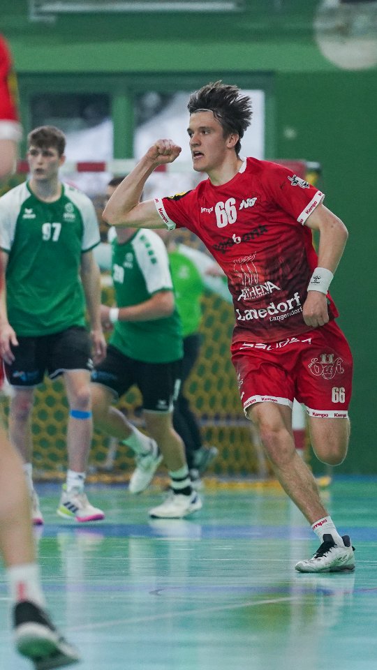 Silas Zeltner on 🔥
1.Liga vs @hvh99
#handballschweiz #tvsolothurn #handball #balonmano #zeltner @handballconnect_official @redhandball.ch @handballhype_ch
