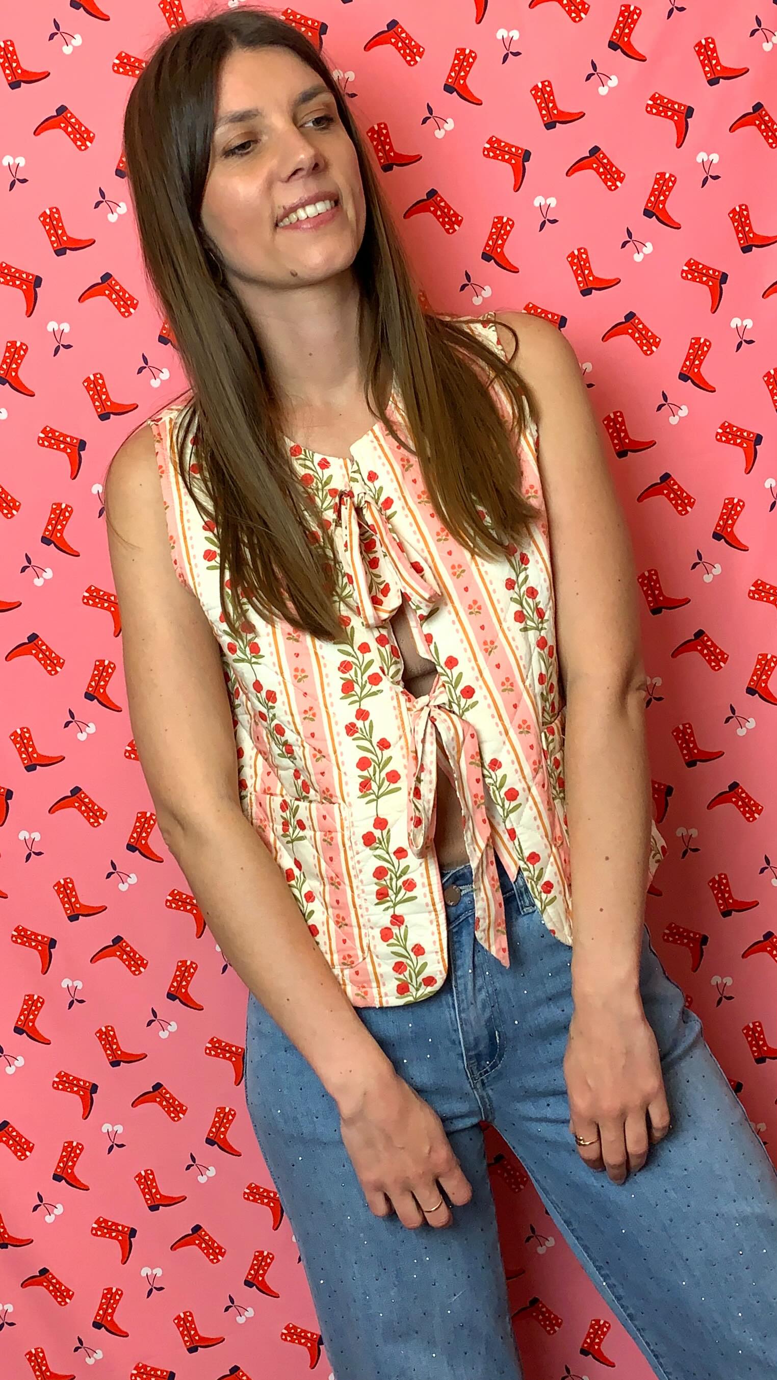 Les filles, arrêtez tout !! Alerte mignonnerie 🚨
Si vous cherchez une petite veste trop mignonne elle est peut-être devant vous 🤗
#veste #cute #eshop