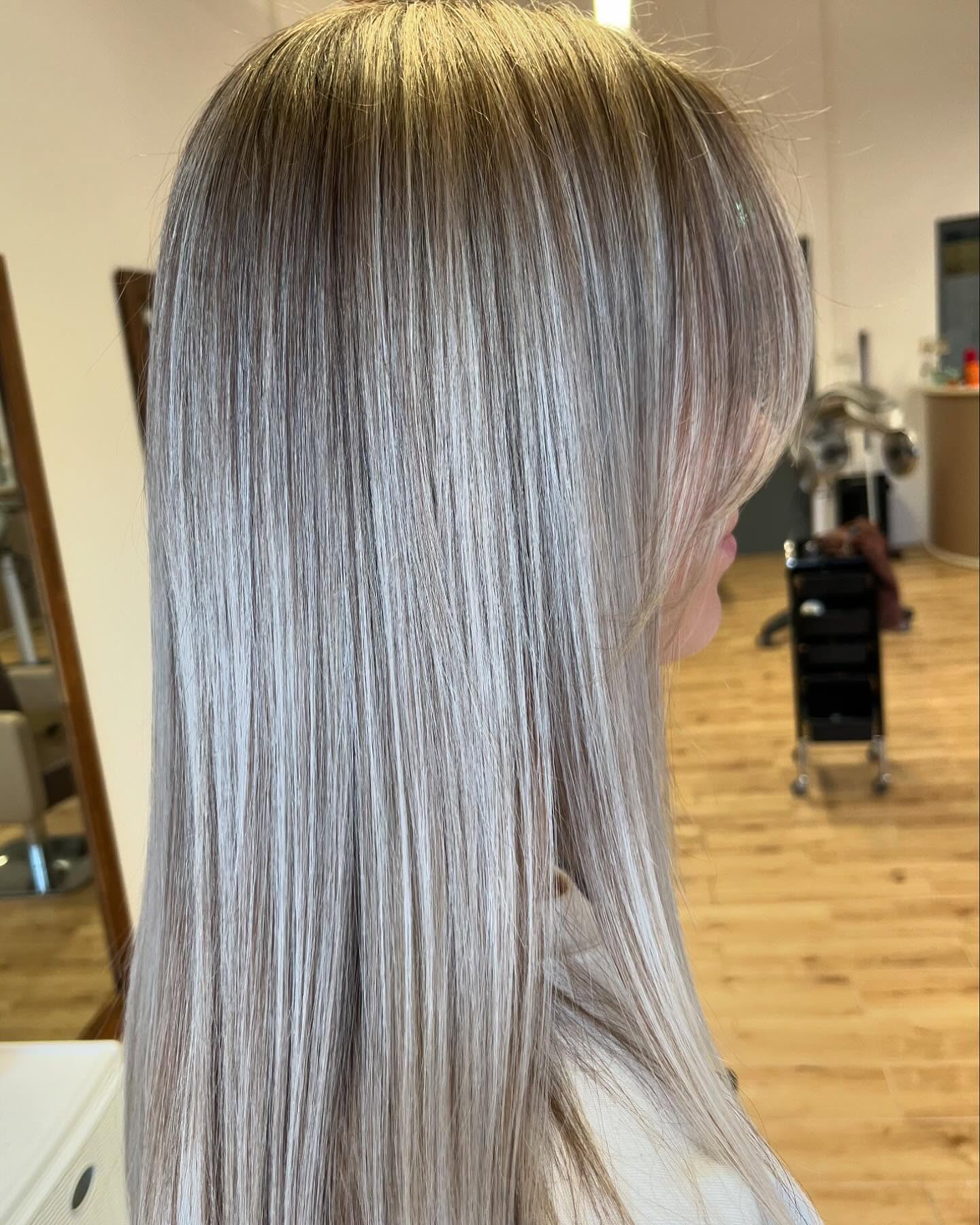 Blonde Balayage 👱🏼♀️✨