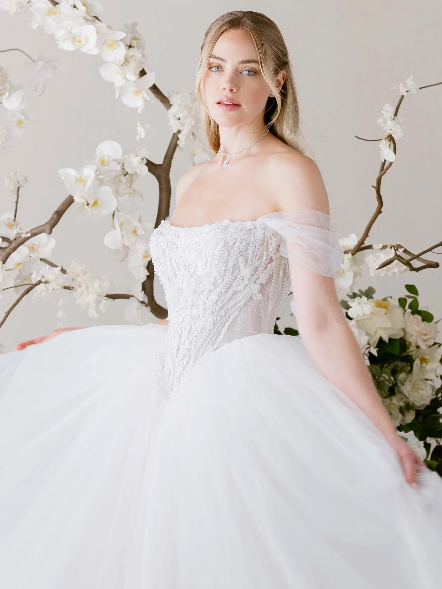 ✨ VIRTUOSO by Mori Lee ✨
For the bride who’s always dreamed of that dress… this is it 🤍
A true modern fairytale moment, Virtuoso features a beautifully structured, corset-style bodice with intricate lace detailing that sculpts and defines in all the right places. The soft, off-the-shoulder tulle sleeves add the most romantic touch, while the lace-up back gives that perfect, cinched silhouette we all love.
And then… the skirt ✨
Layers upon layers of soft tulle create the most breathtaking full ballgown shape - light, floaty, and made for that unforgettable aisle moment (and spin on the dancefloor 💫)
🤍 Corset bodice with detailed lace
🤍 Off-the-shoulder tulle sleeves
🤍 Lace-up back for the perfect fit
🤍 Full tulle ballgown skirt for maximum drama
If you’ve ever wanted to feel like a princess… this is your dress 👑
✨ Try her at Te Amo Bridal
✨ Say yes to your fairytale moment
#morilee #morileeofficial #ballgown #weddingfairytale #princessdress